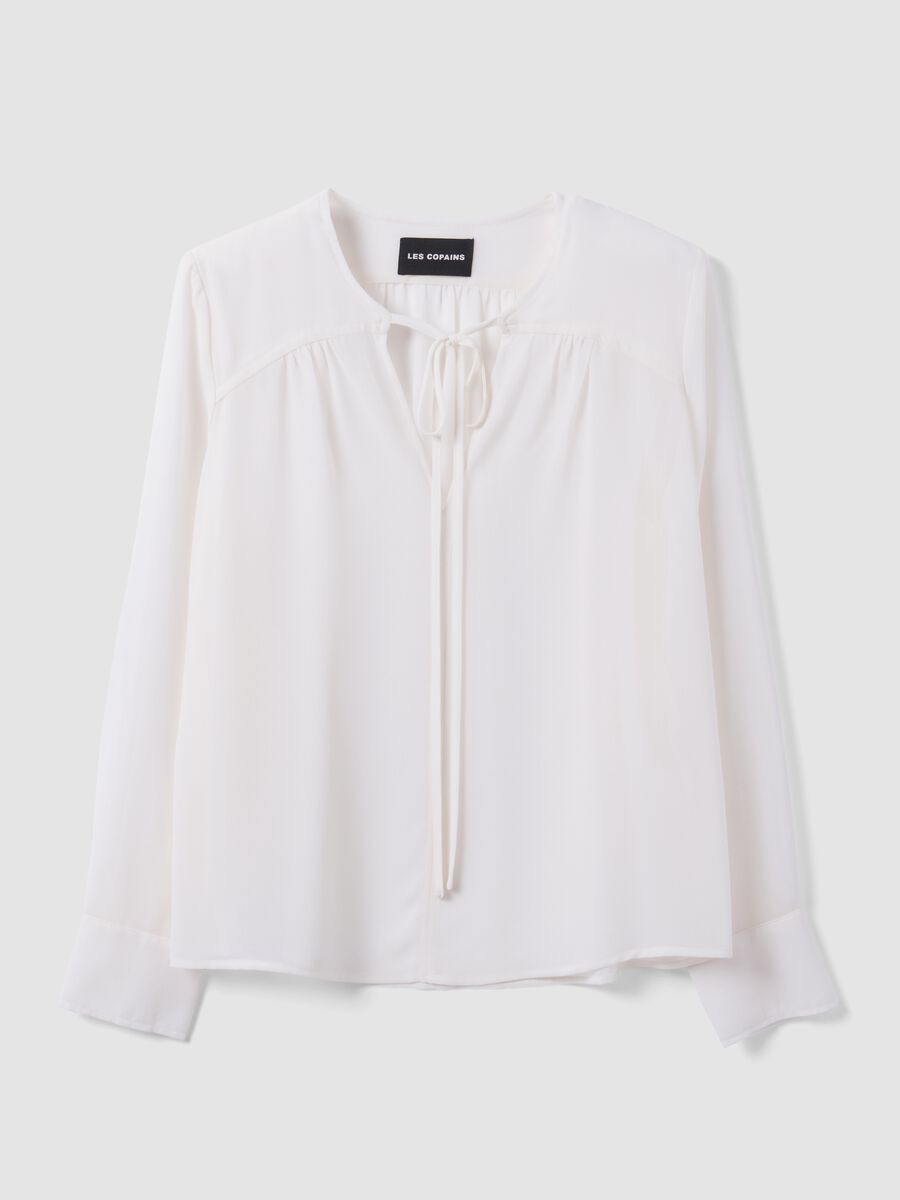 White regular-fit blouse with V-neck and tie detail_4