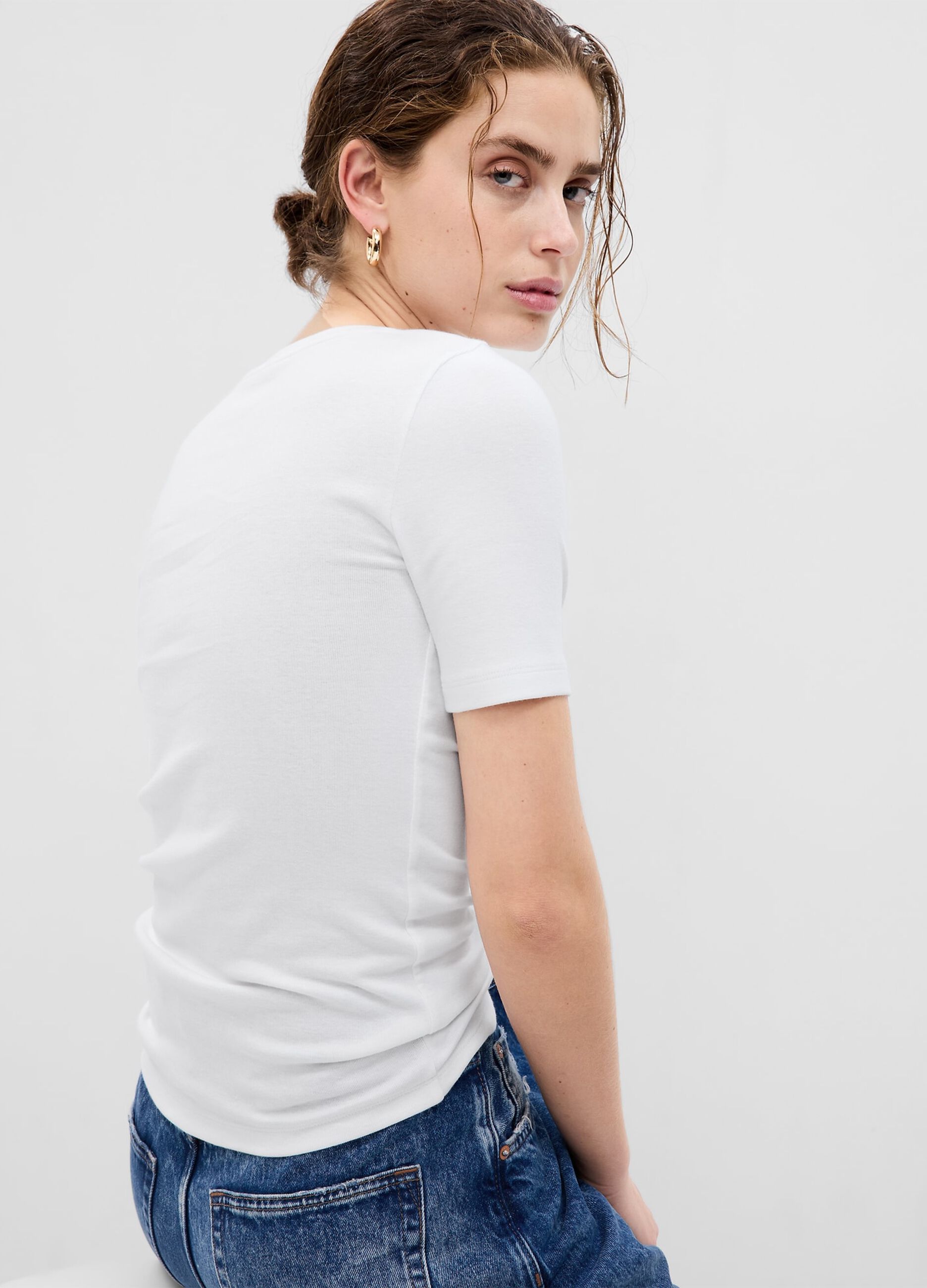 Round-neck t-shirt in stretch cotton and modal