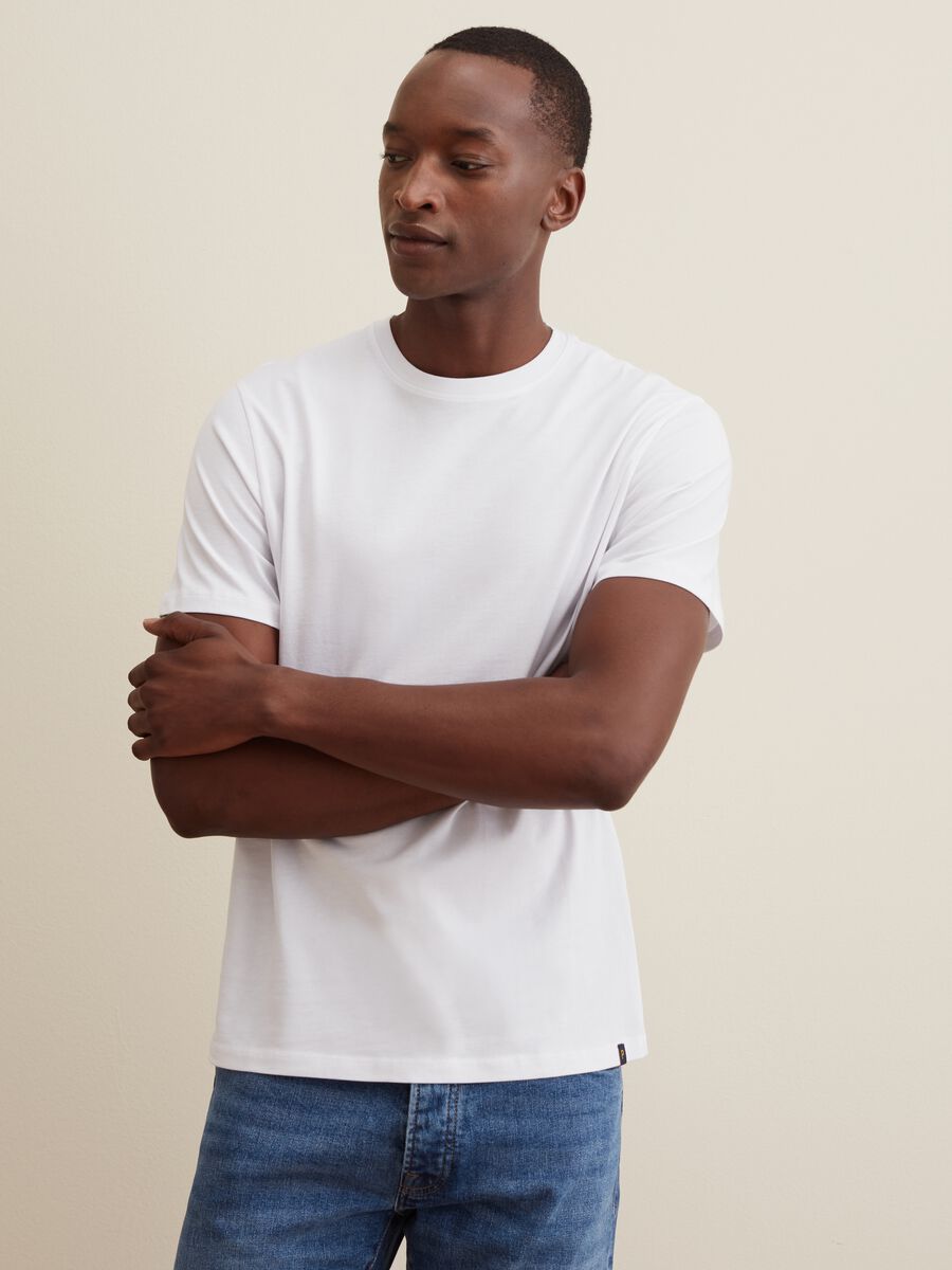T-shirt in cotone Supima con scollo rotondo_1