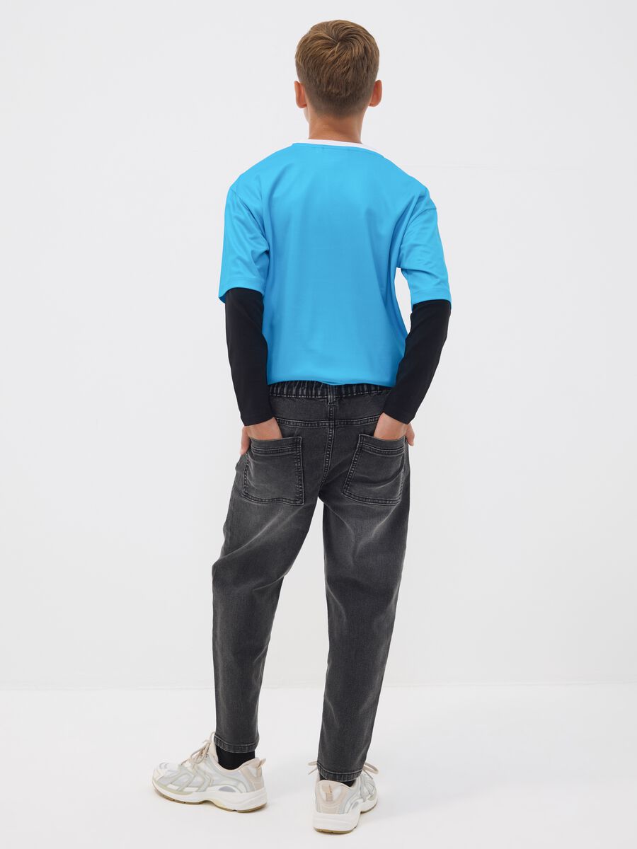 Black stretch cotton jeans with elasticated waist for boys_2