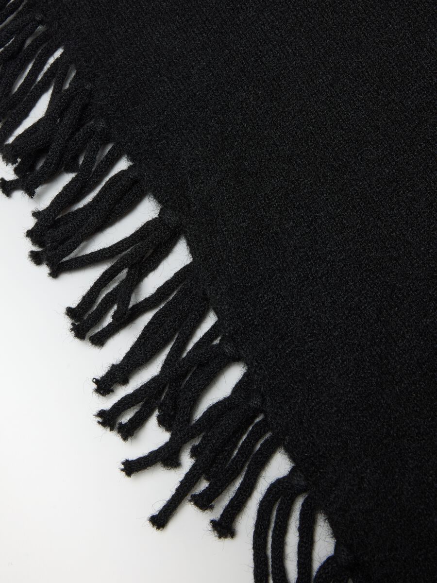 Black Scarf with Fringes_1