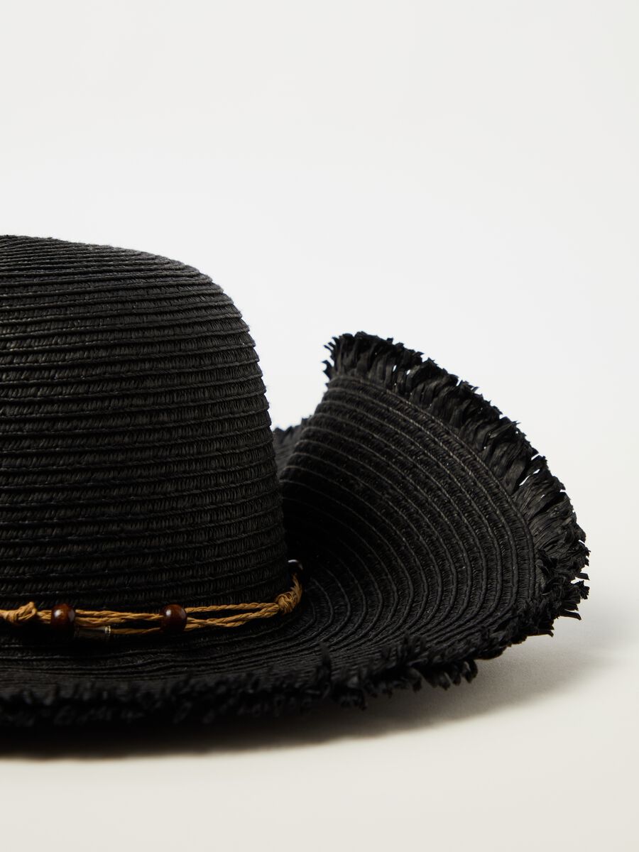 Straw hat with cord_2