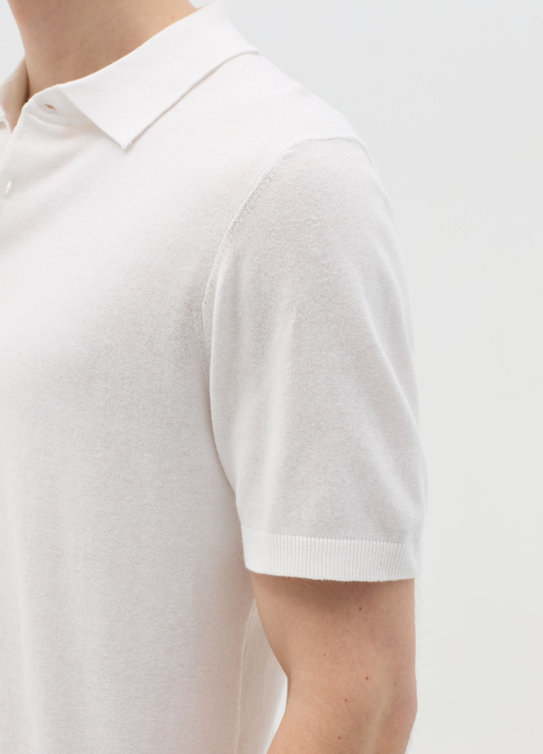Polo shirt in solid colour cotton