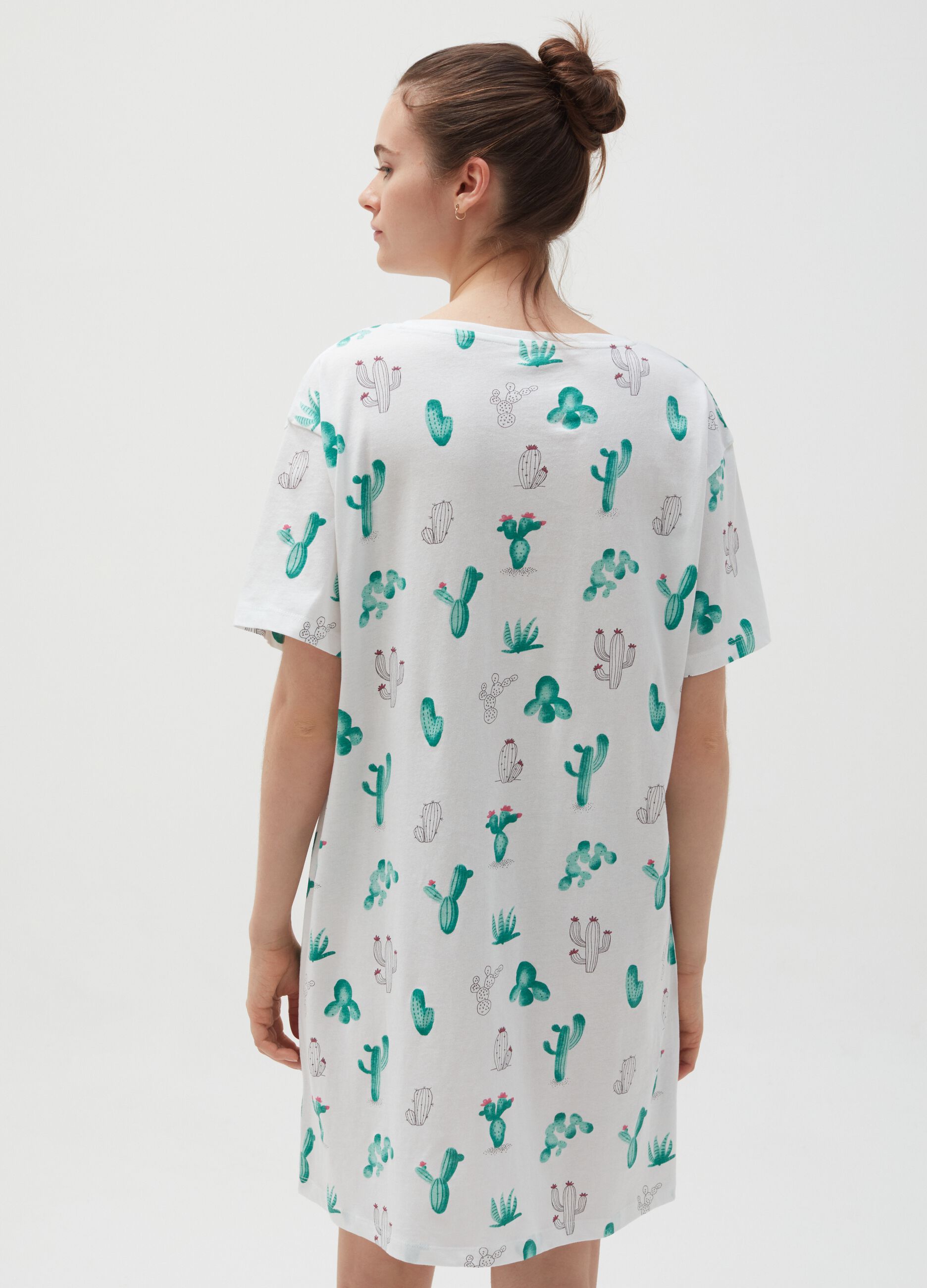Cotton nightdress with cactus pattern