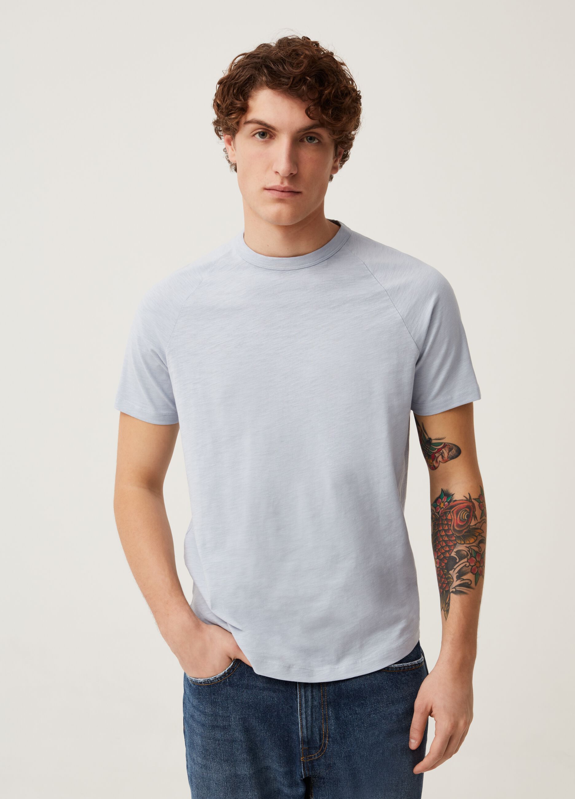 T-shirt in slub jersey con maniche raglan