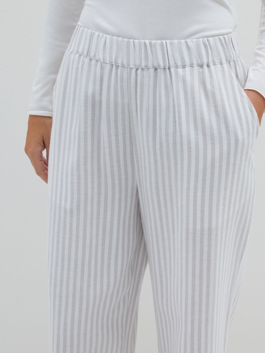 Regular fit grey pure cotton trousers_3