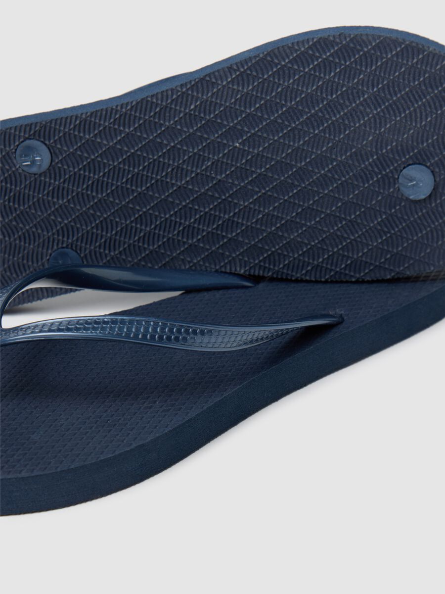 Blue Plastic Flip-Flops_2