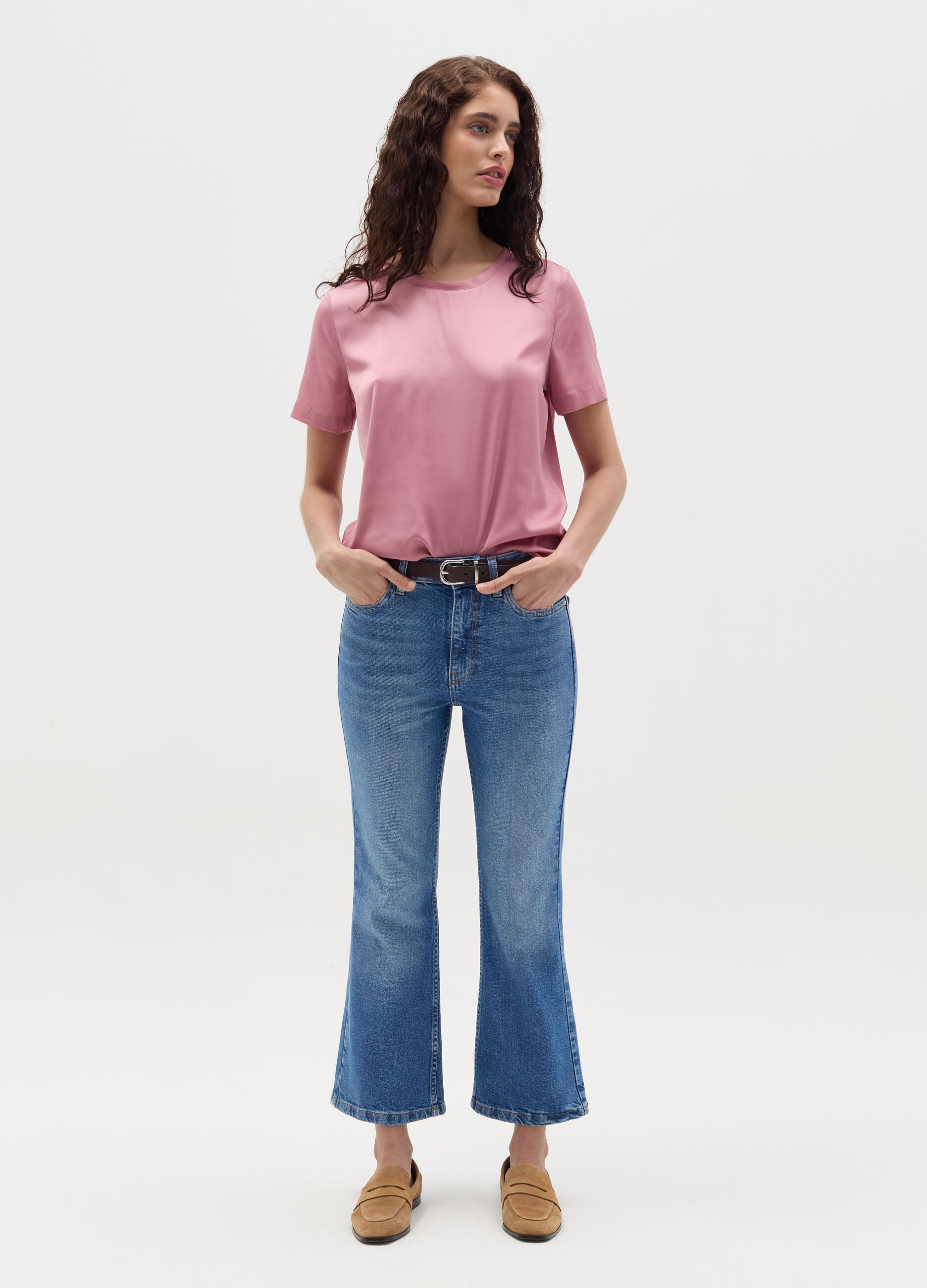 Short-sleeved blouse in satin
