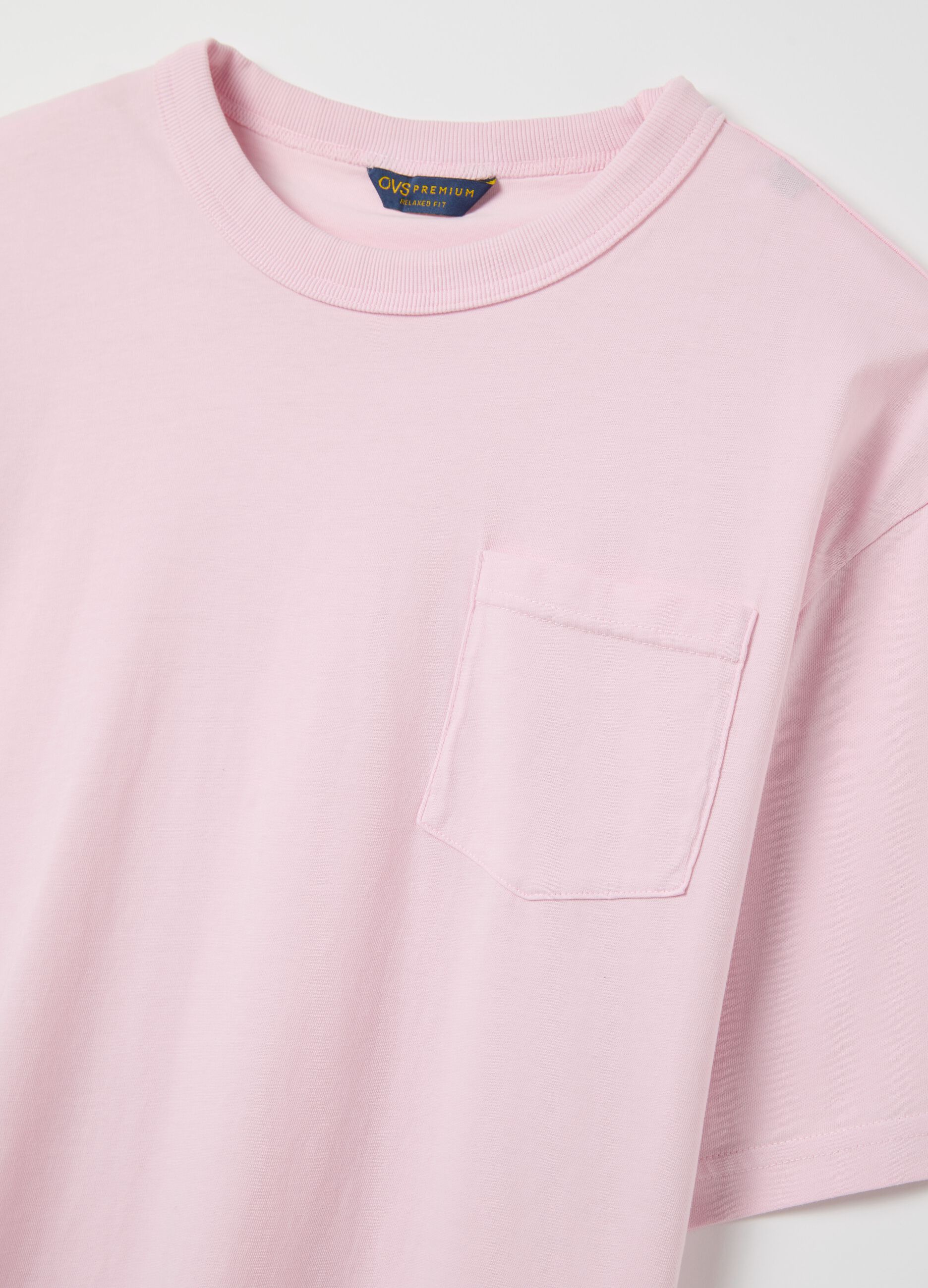 T-shirt relaxed fit in cotone con tasca 