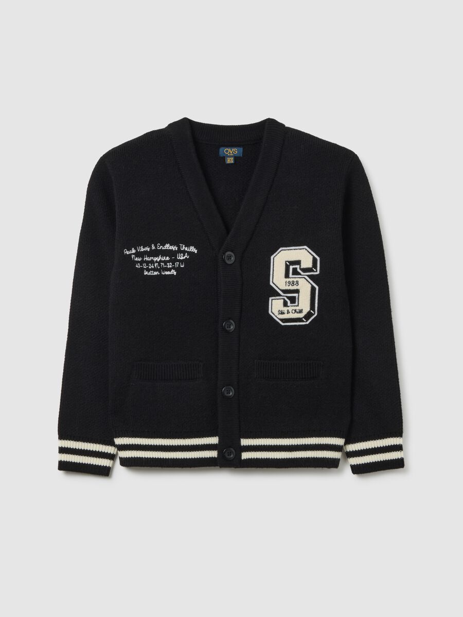 Multicolour deep V-neck oversized boy's cardigan with embroidery_3