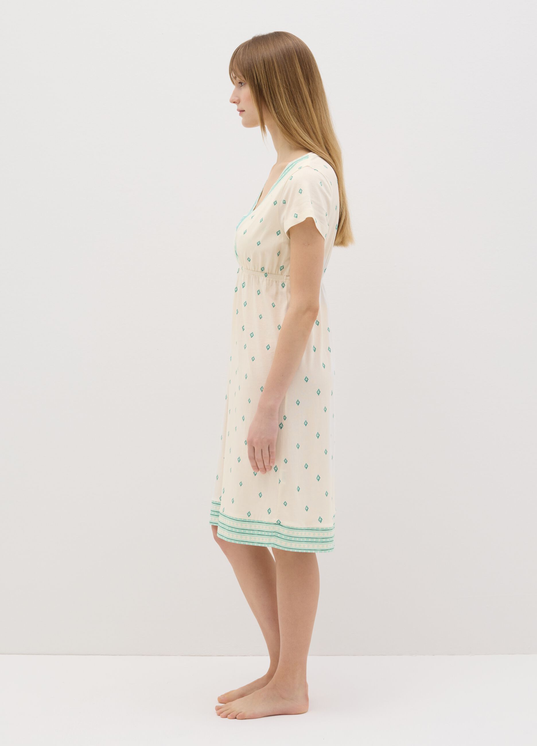 White cotton nightgown with ethnic print