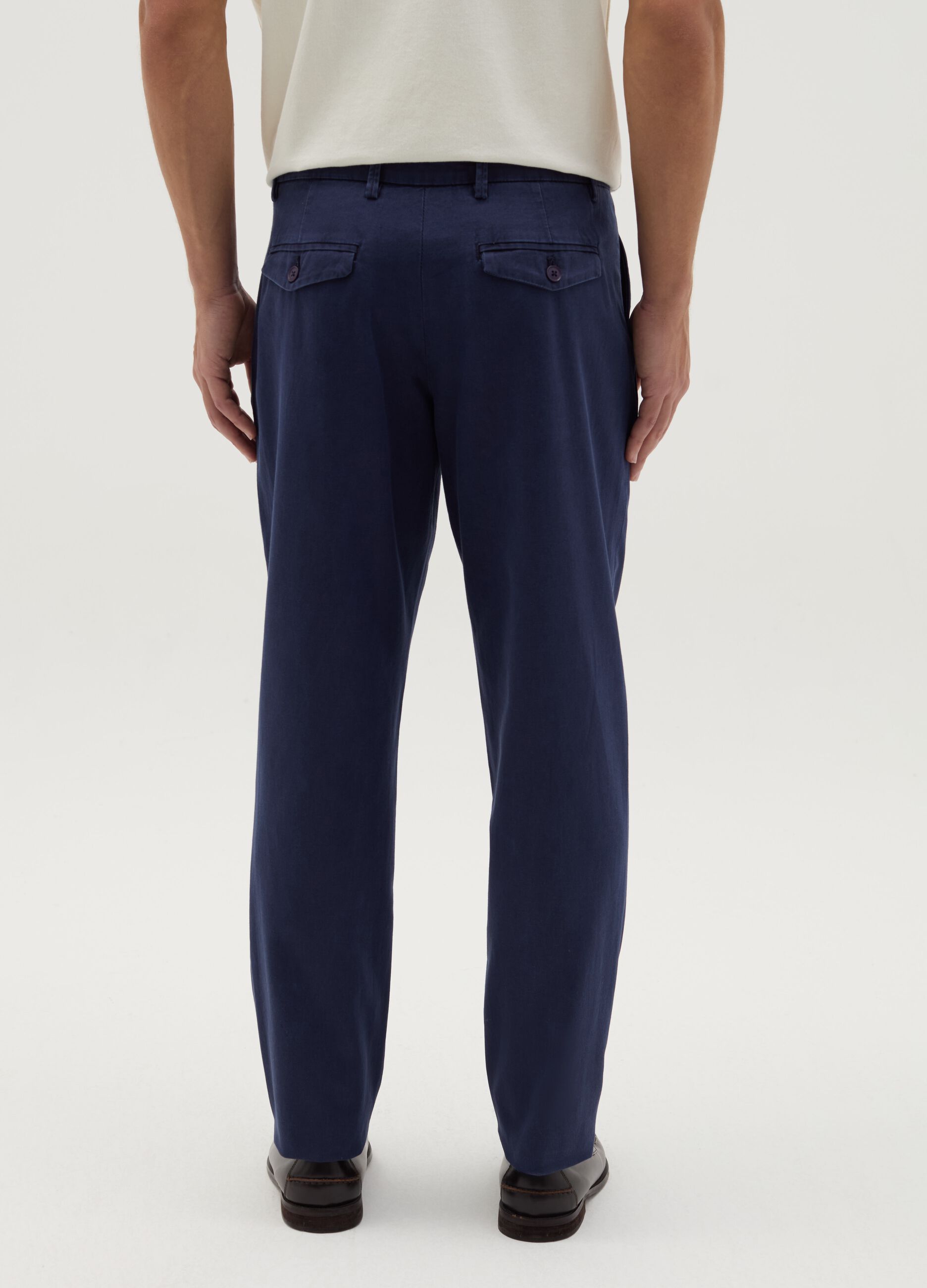 Cotton and linen chino trousers