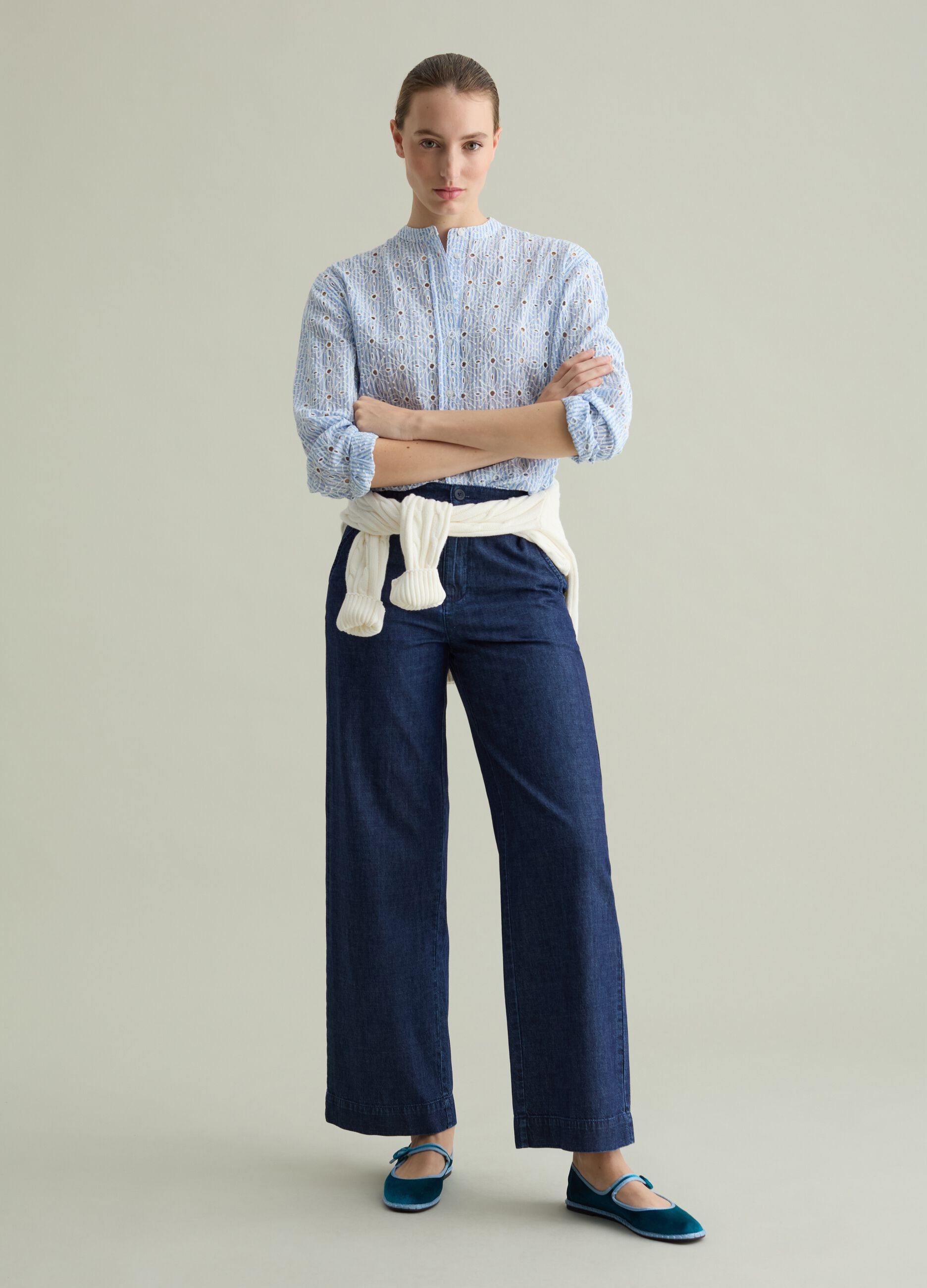 Wide-leg jeans