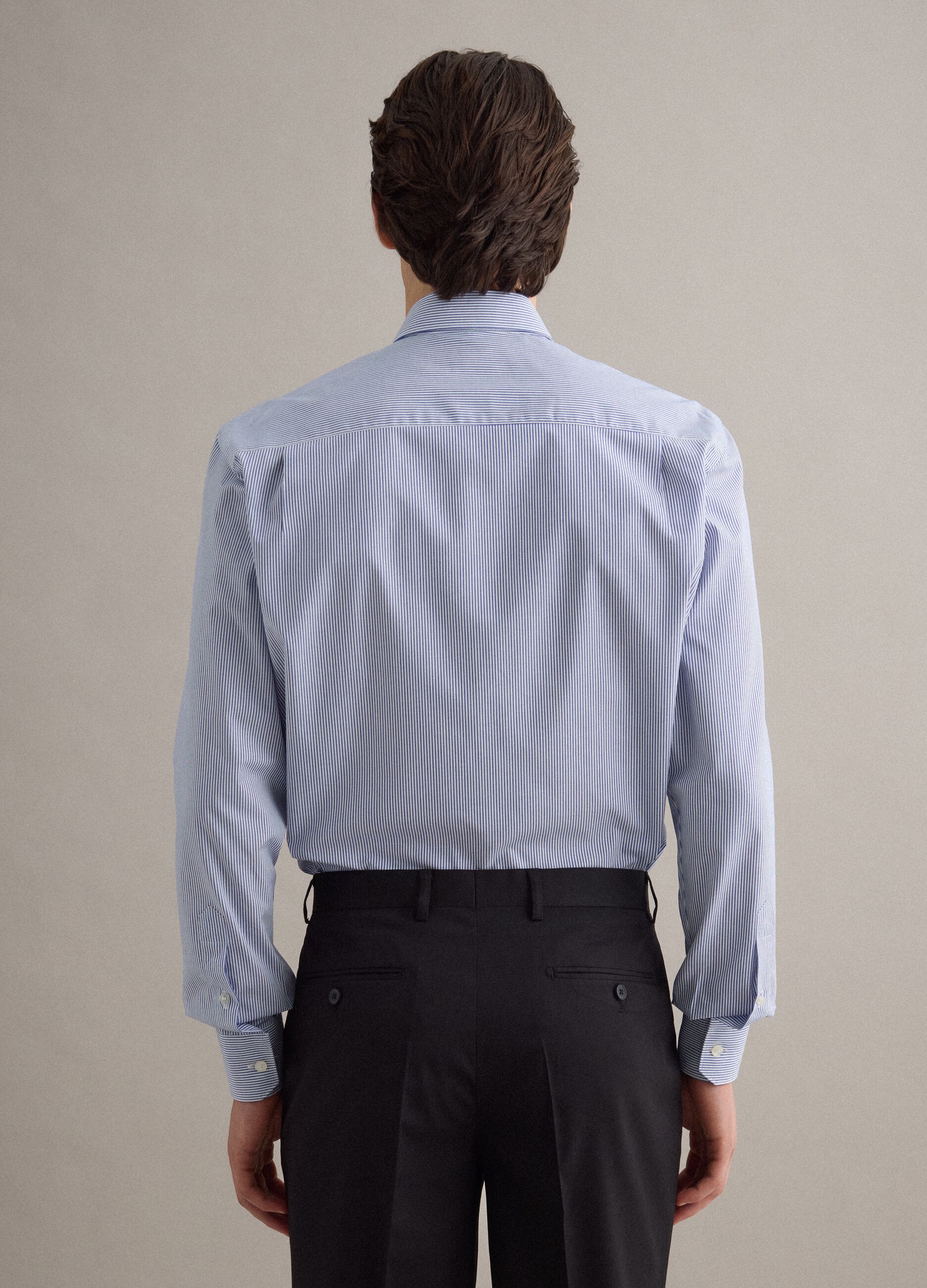 Camicia in puro cotone a righe blu e bianche regular fit easy iron