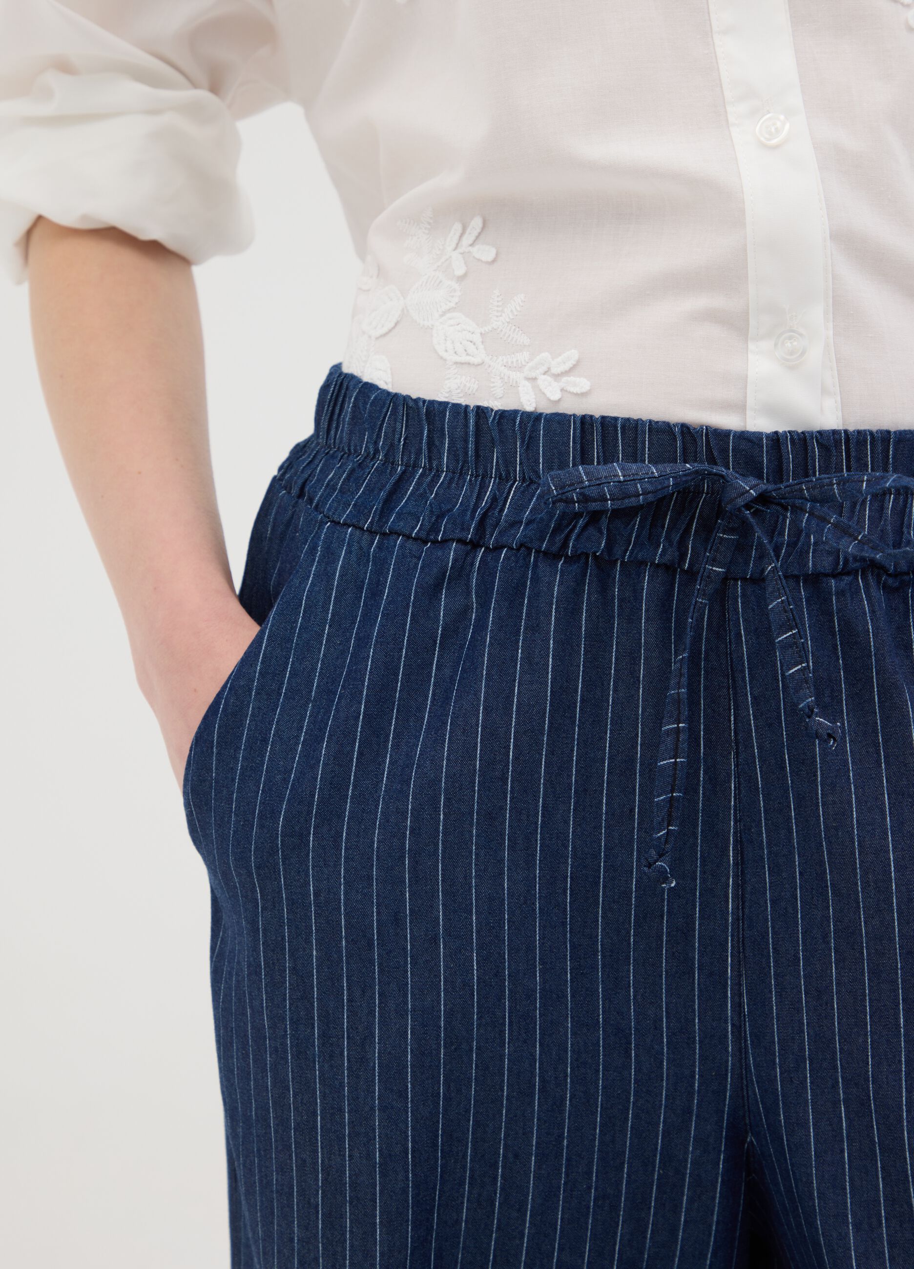 Women's blue pure cotton regular fit trousers