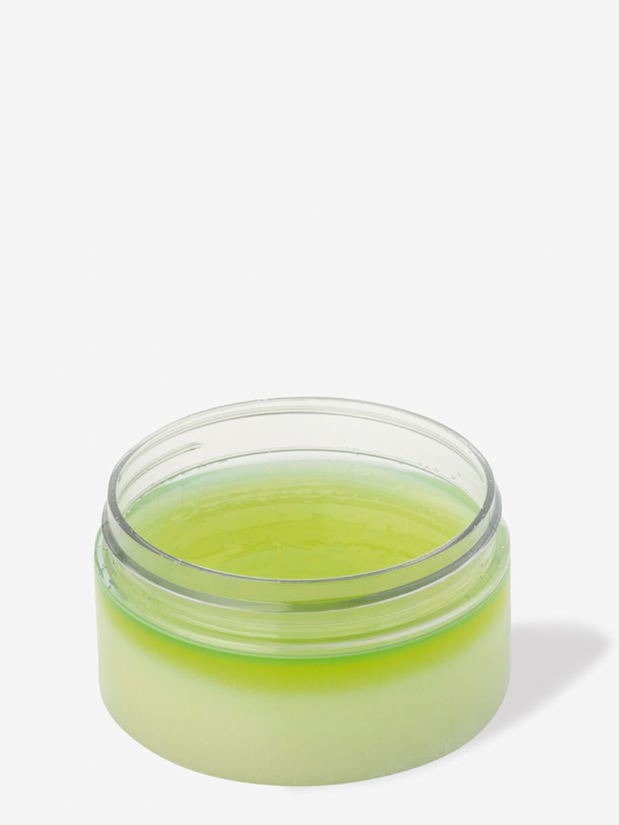 Two-step scrubbing treatment to make your skin soft and smooth_2