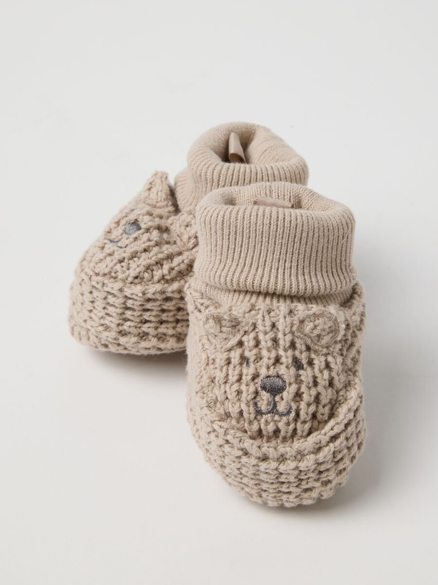 Baby booties in pure beige cotton_2