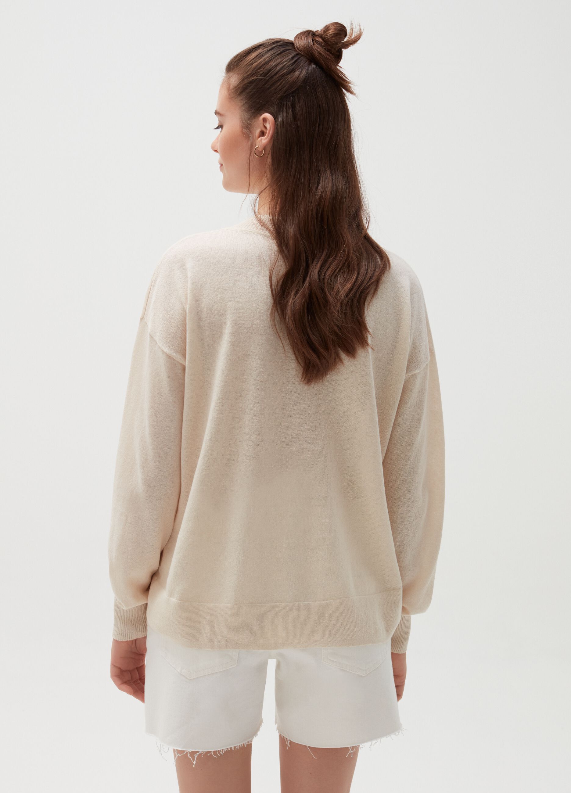 Pullover in lino con scollo a V