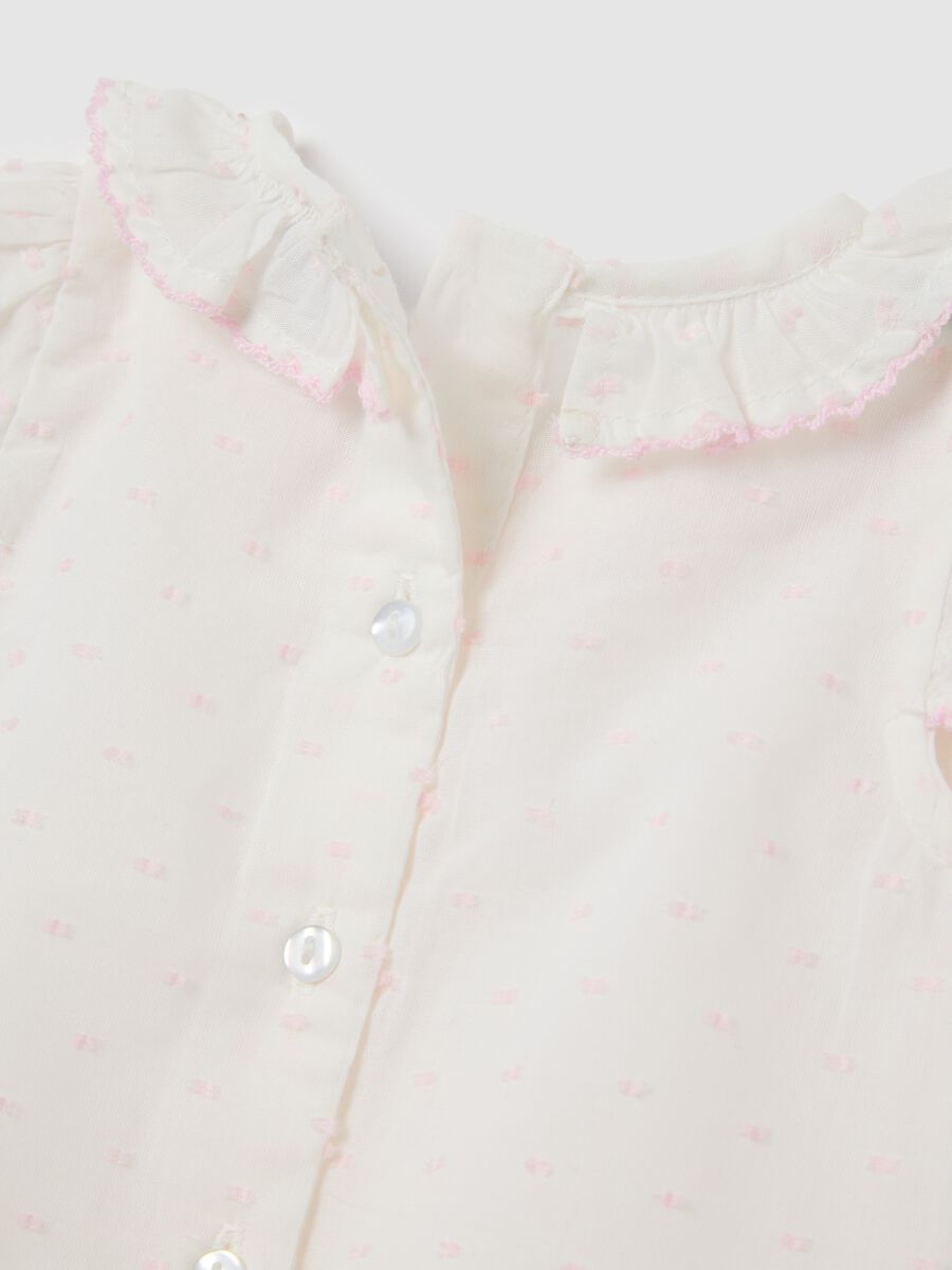 White Baby Bodysuit with Ruffled Collar_3