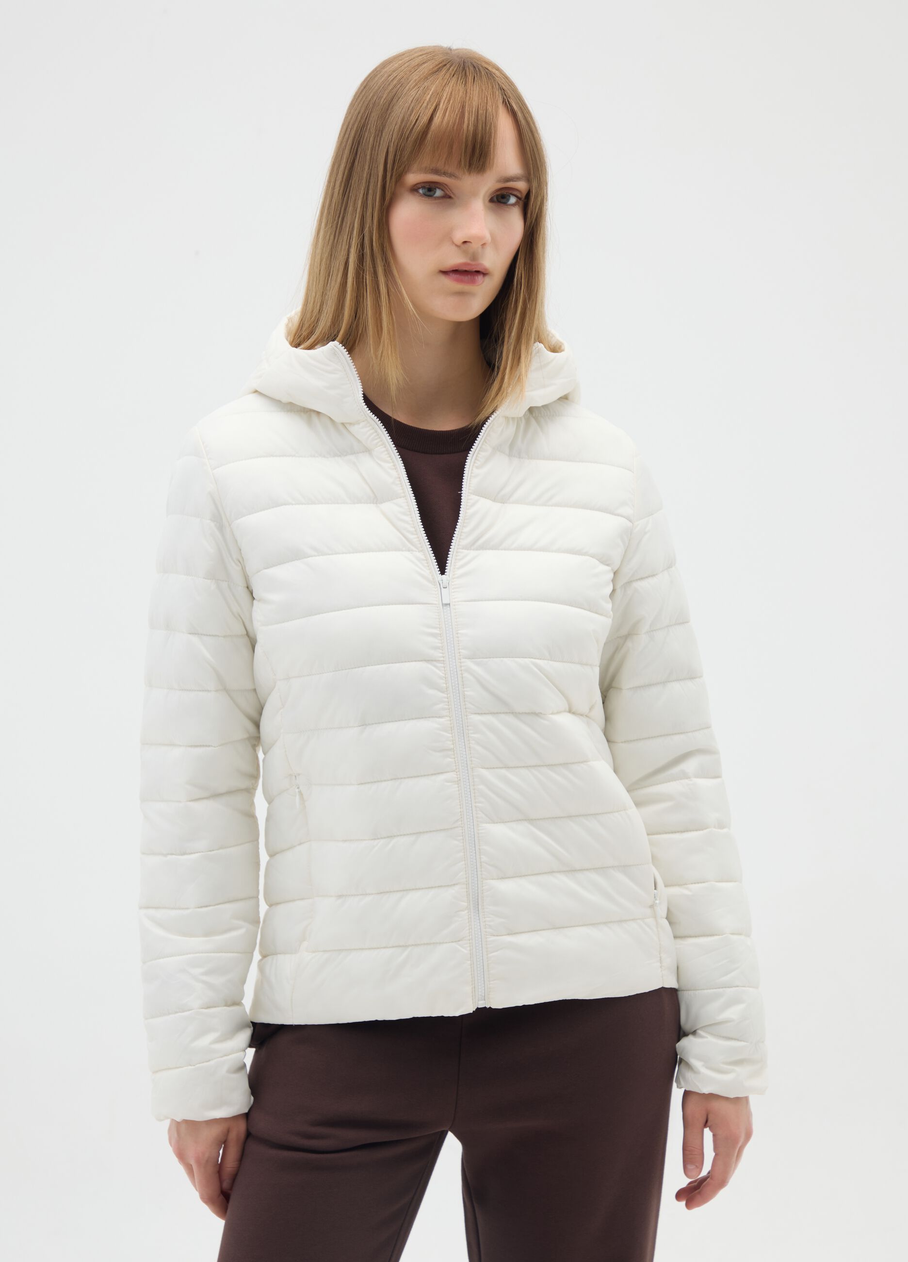 White padded regular fit jacket with hood