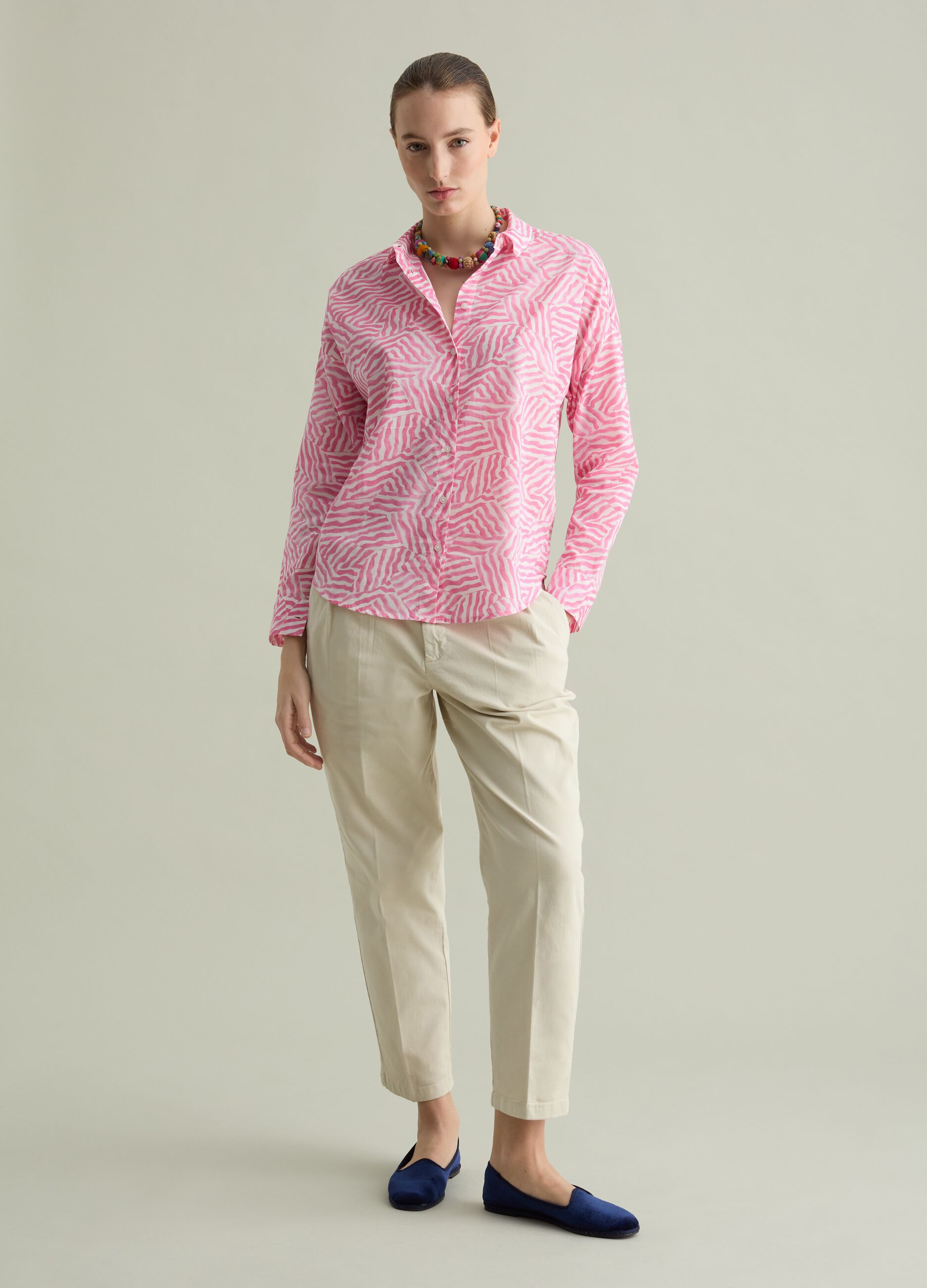 Cotton shirt with patterned print