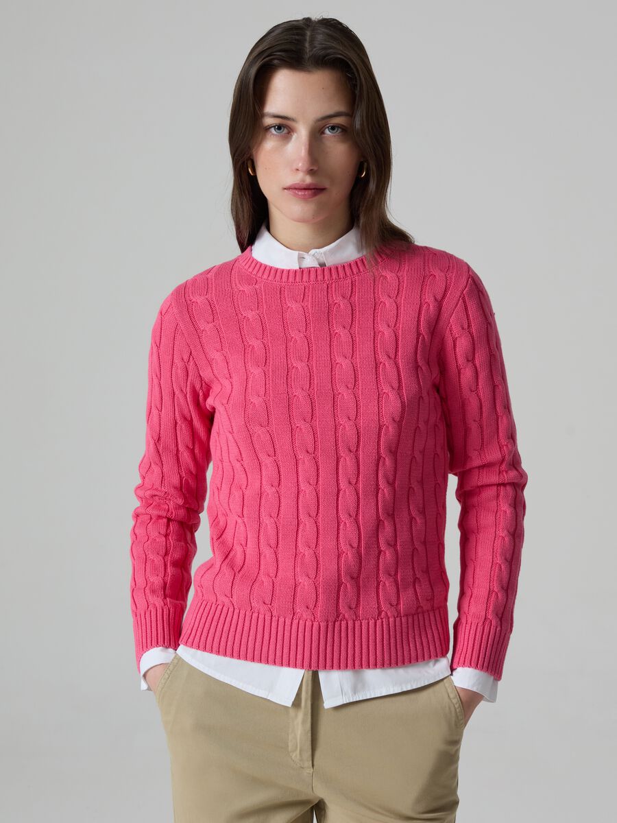 Ribbed pullover with cable-knit design_0