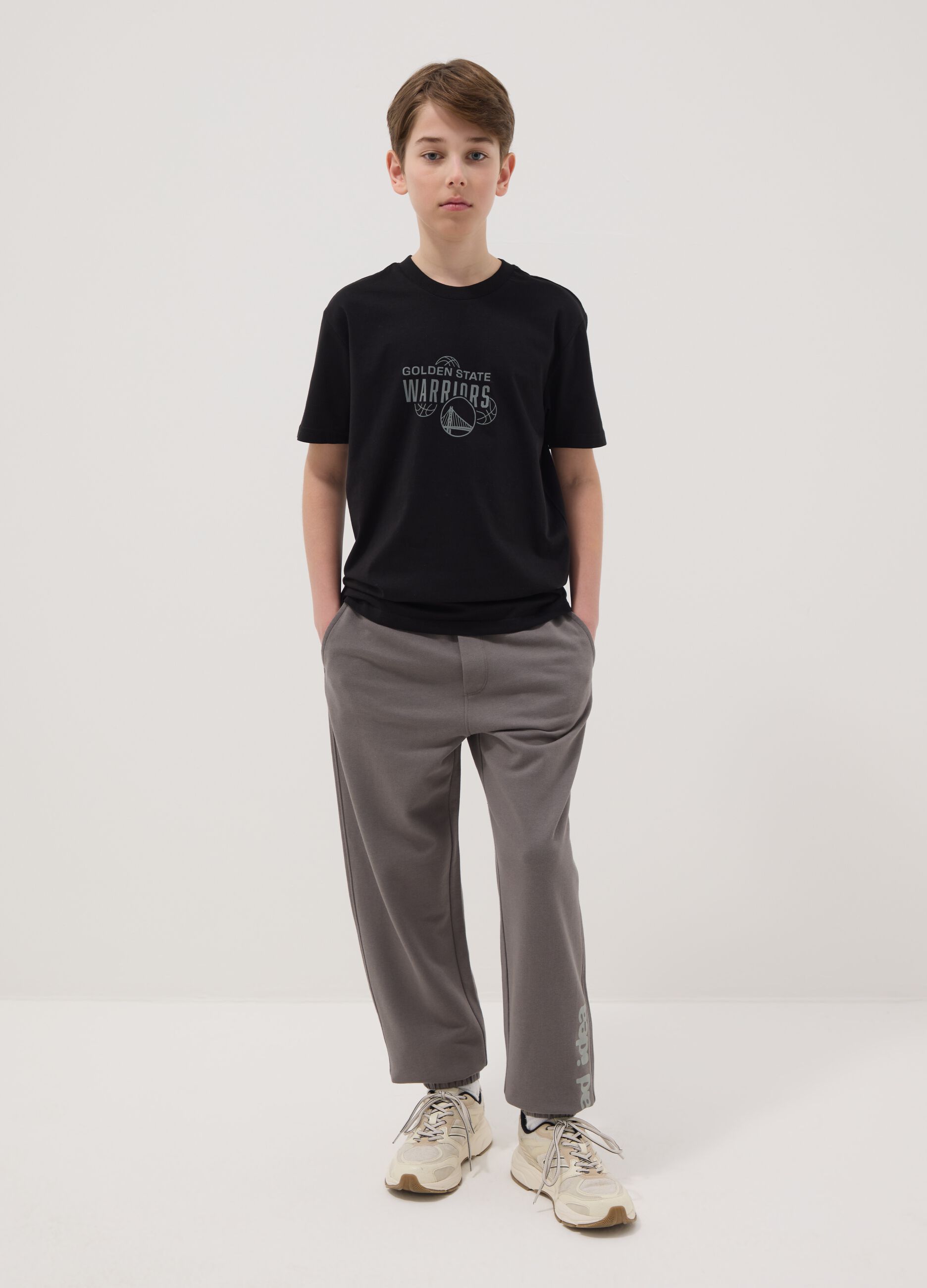 Pantaloni jogger in puro cotone grigio da ragazzo regular fit