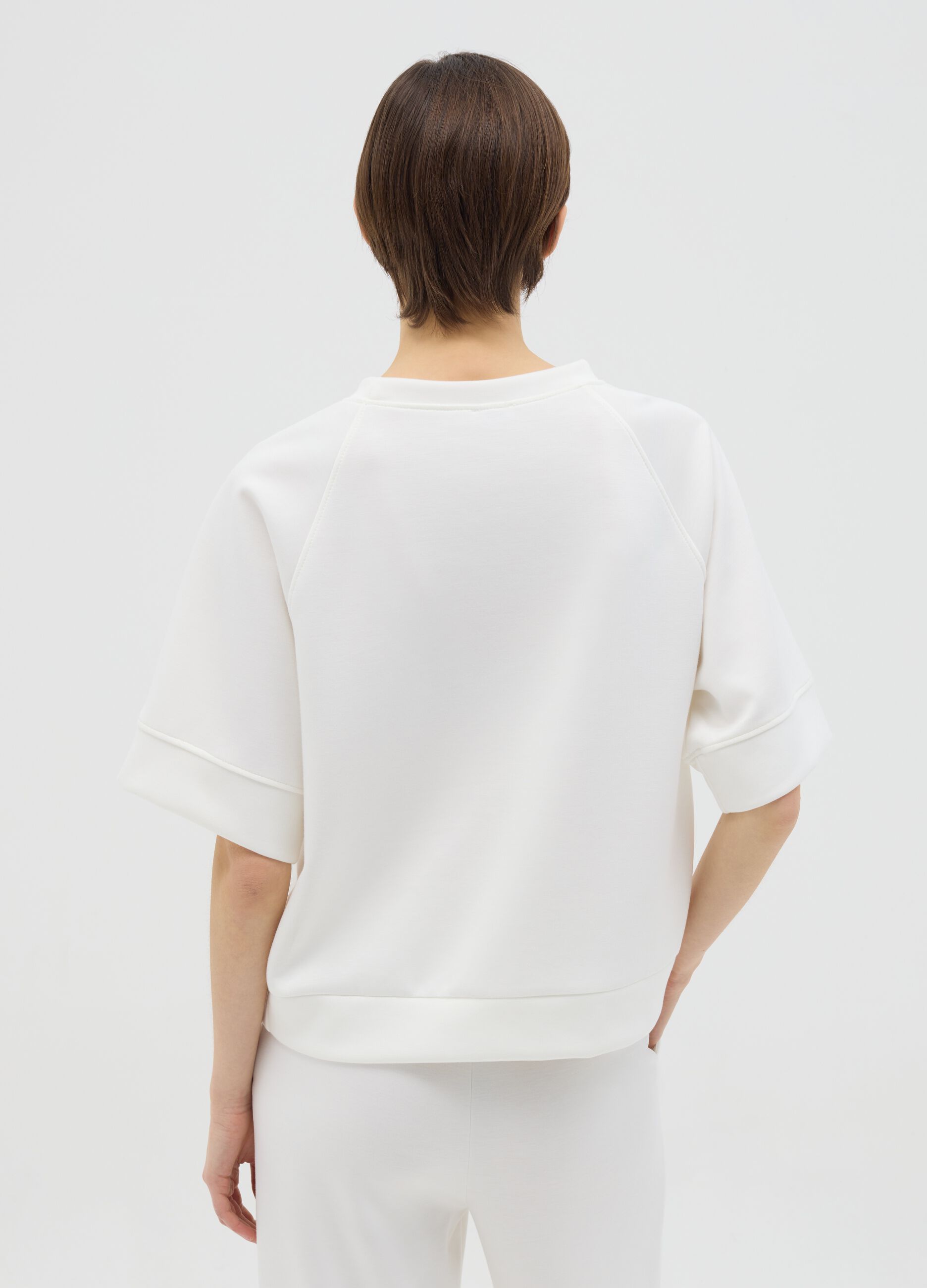 White top with kimono sleeves