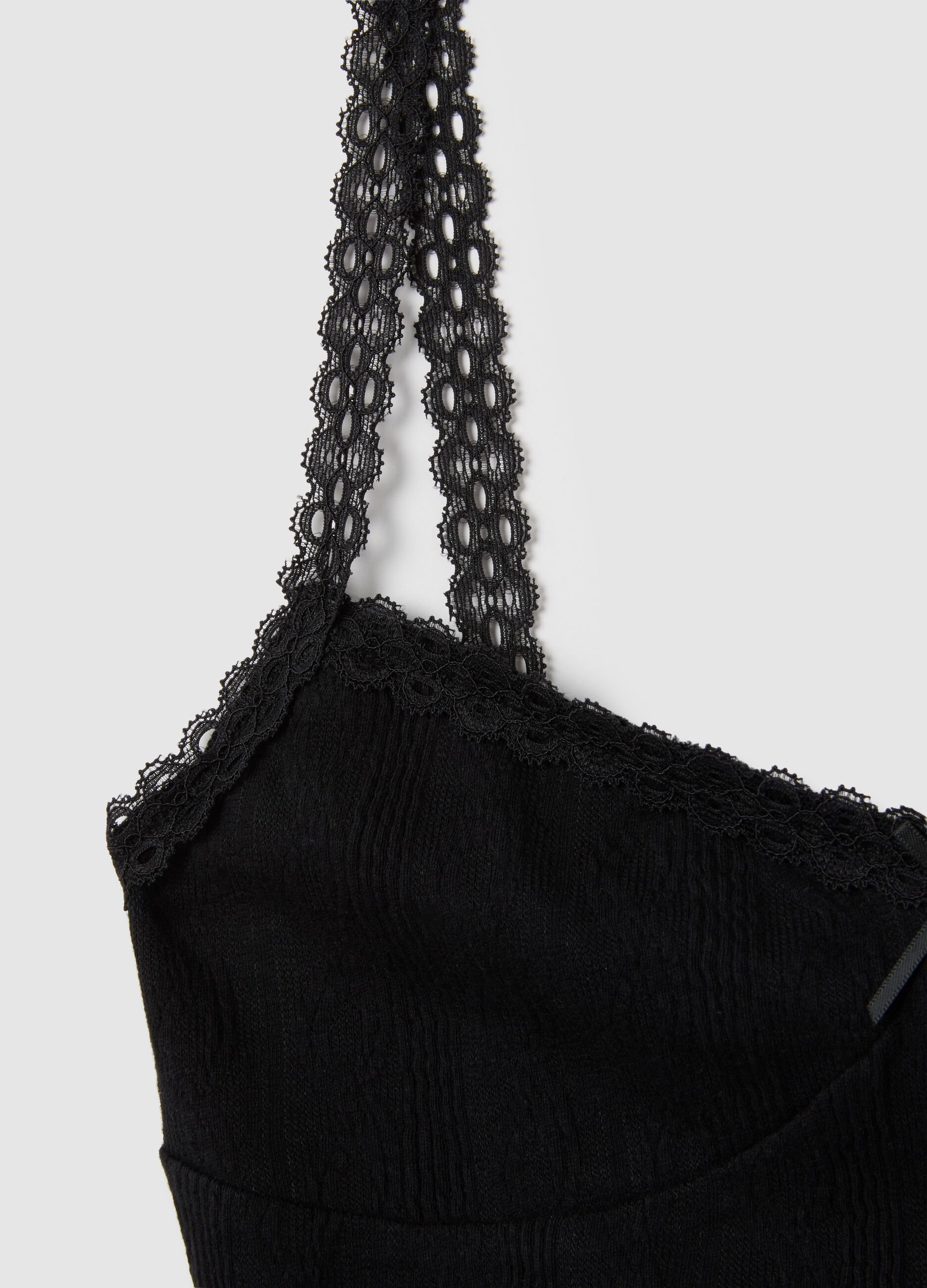 Top da donna nero con pizzo