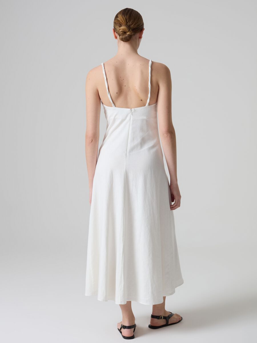 Contemporary long sleeveless dress_2