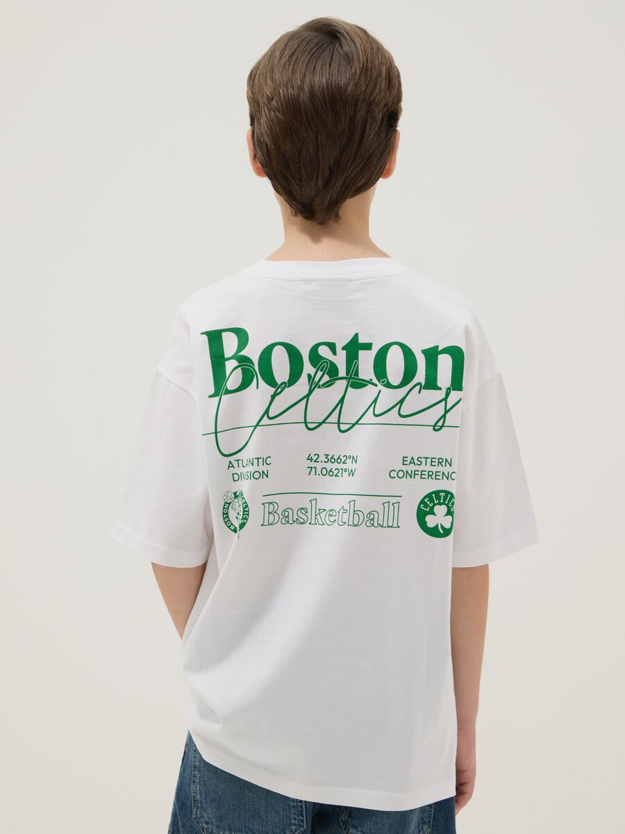 Children's white pure cotton oversized t-shirt with Boston Celtics logo_1