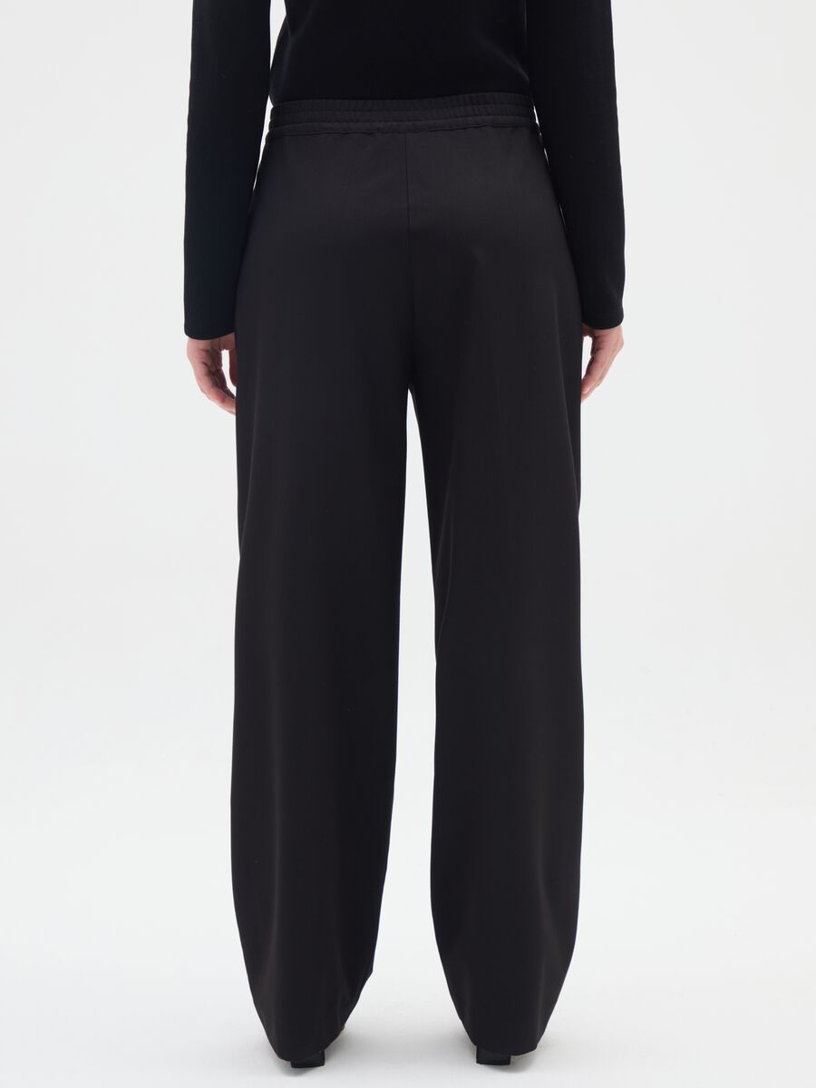 Black stretch trousers in polyviscose_2