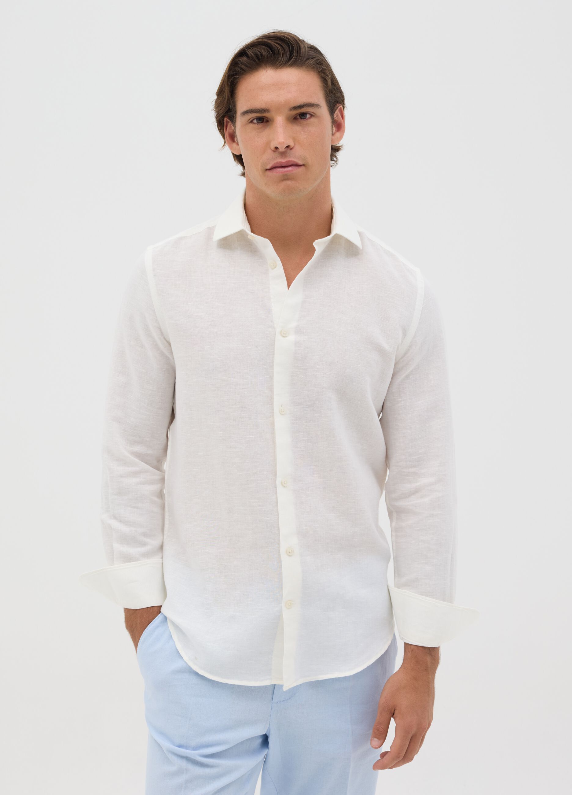Camicia da uomo in lino e cotone bianca slim fit e colletto alla francese