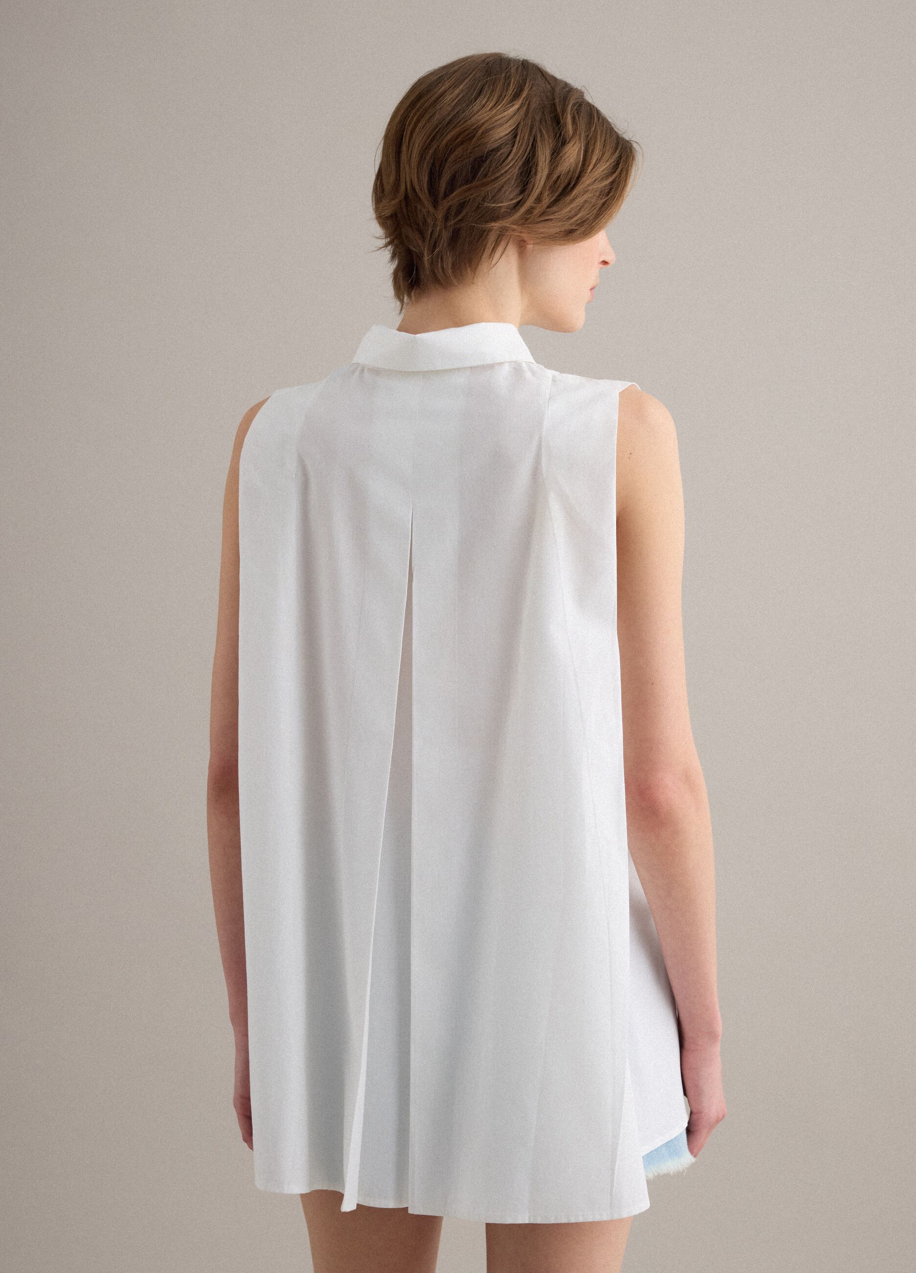 White pure-cotton shirt with classic collar