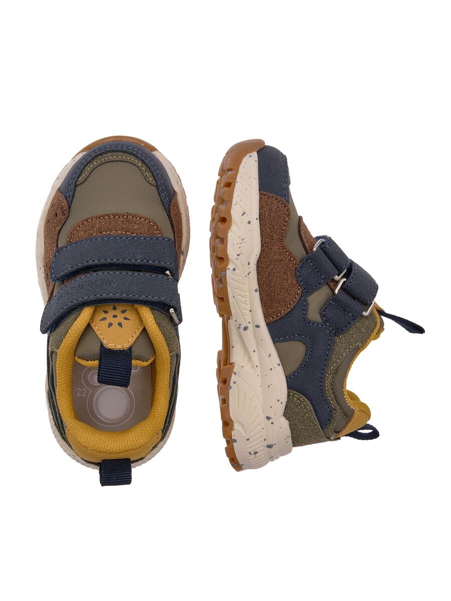 Scarpine blu e marroni sportive con doppio strappo_2