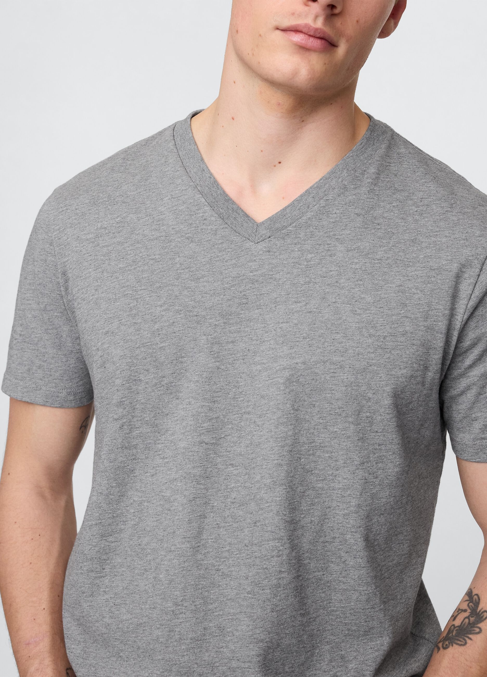 Pure cotton V-neck T-shirt