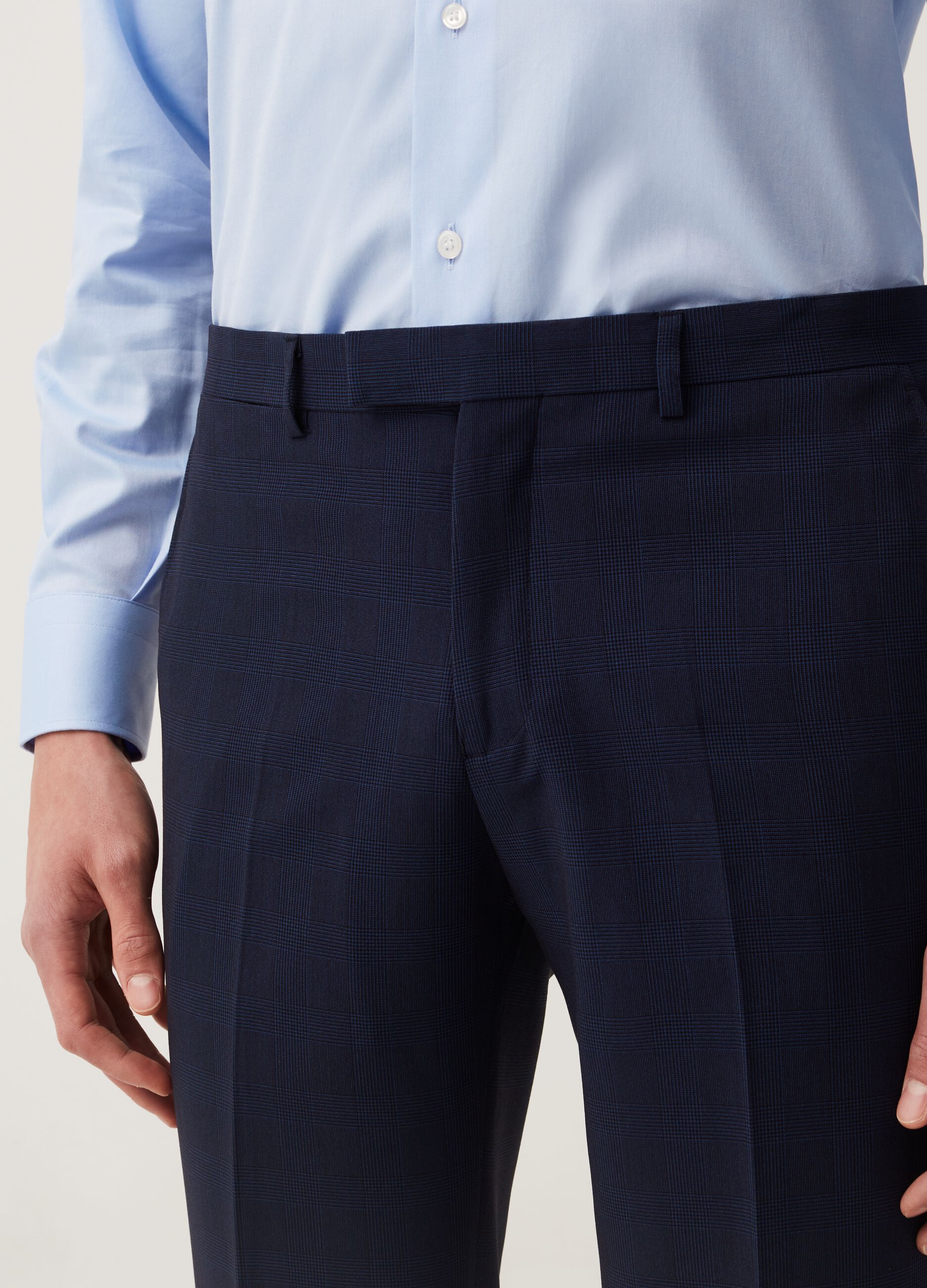Slim-fit trousers with Prince of Wales design