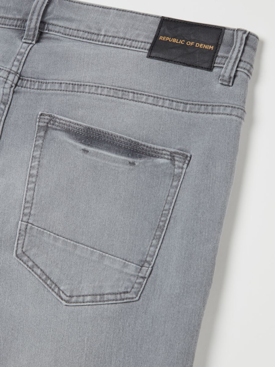 Super-skinny-fit jeans with fading_5