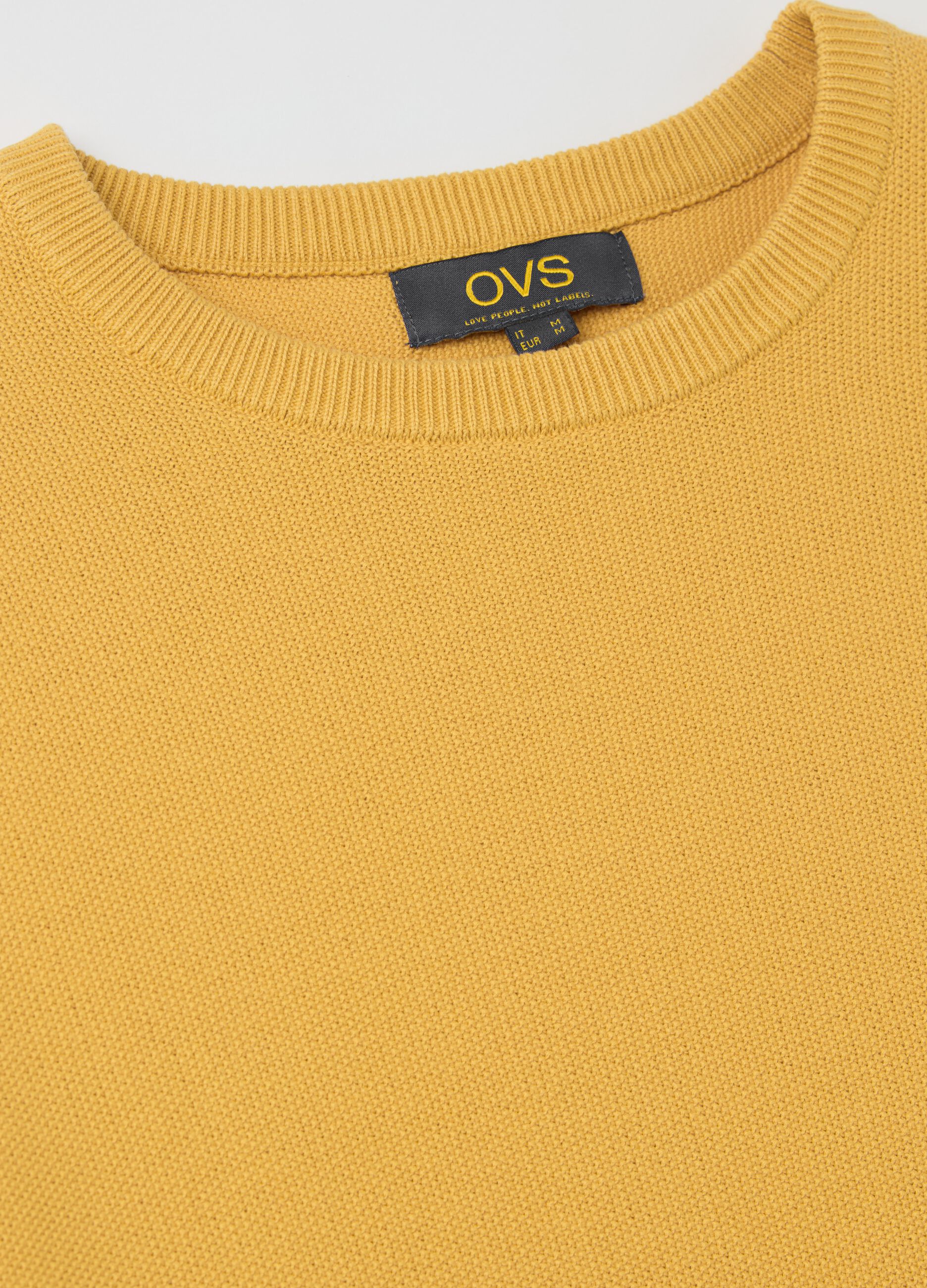 Cotton pullover with micro weave