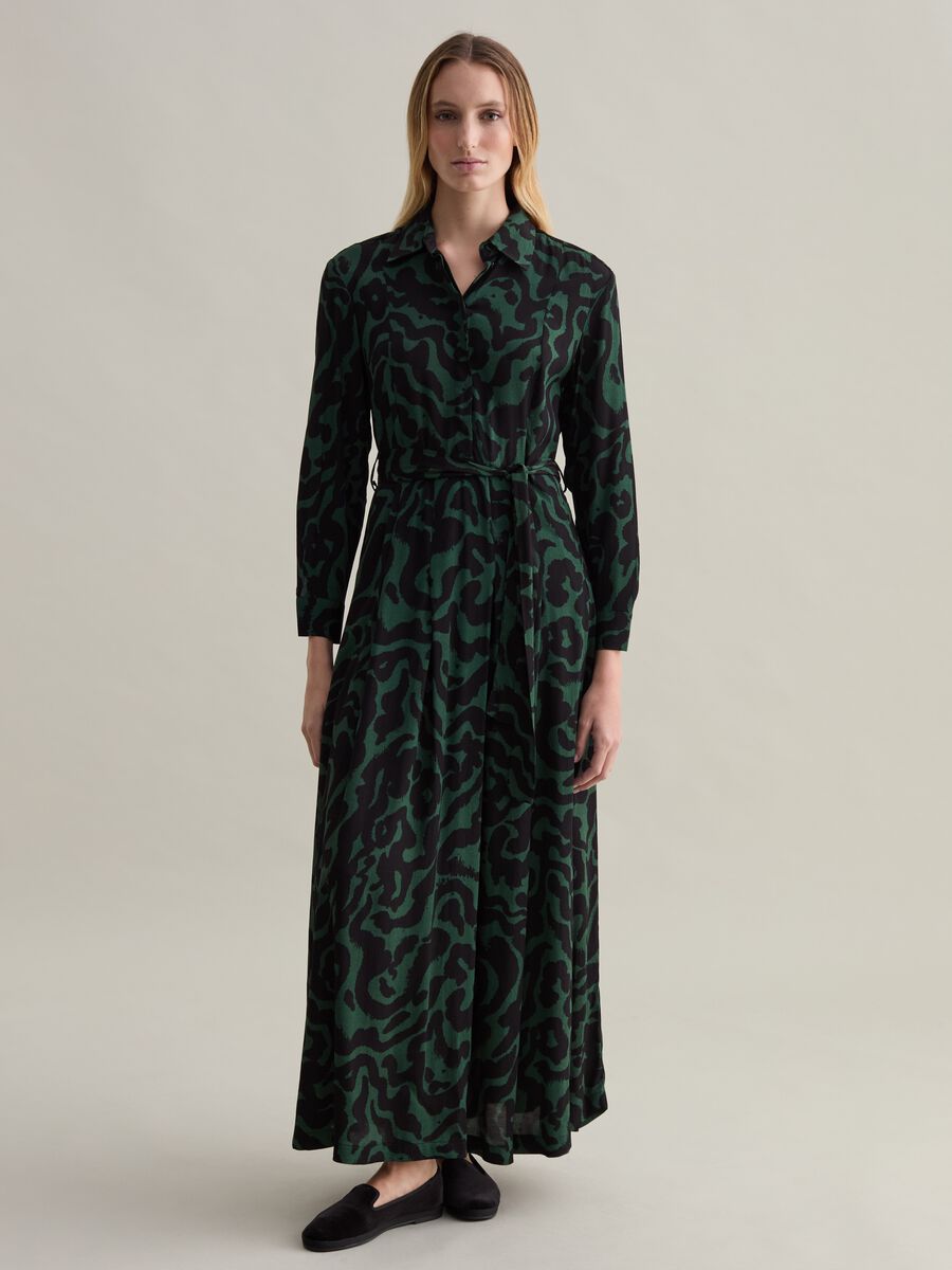 Long shirt dress with belt and print_0