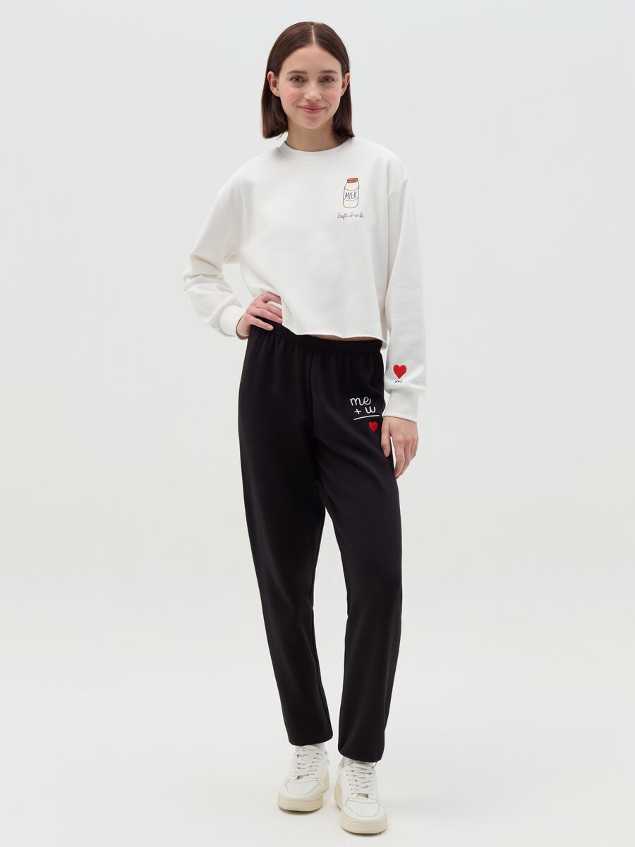 Cropped-fit sweatshirt with round neck_1