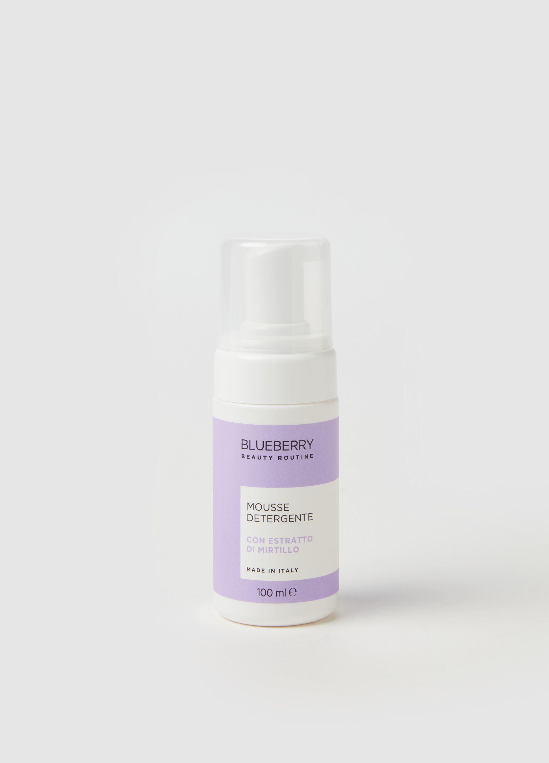 Blueberry cleansing mousse