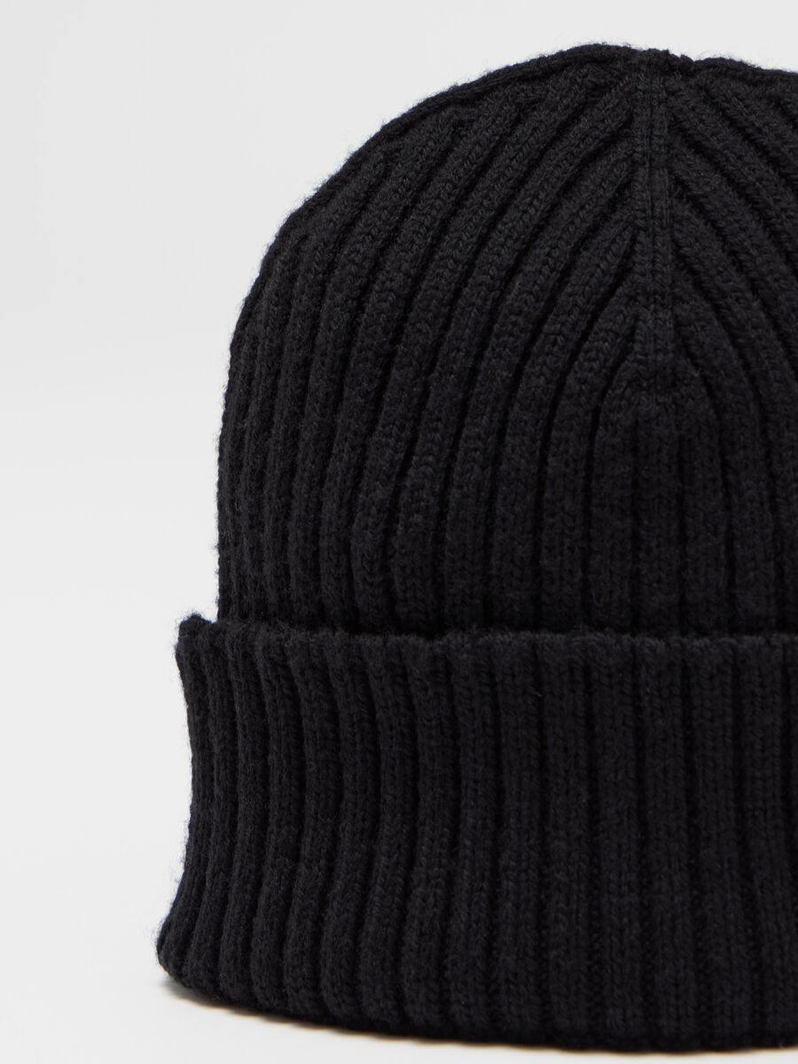 Quid ribbed hat with fold_1