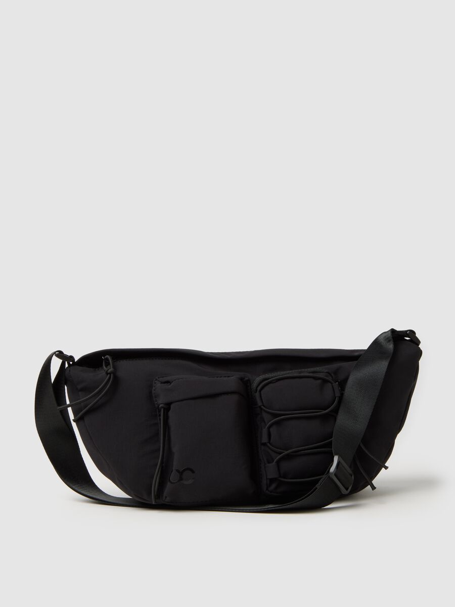 Black bag with multiple pockets_0