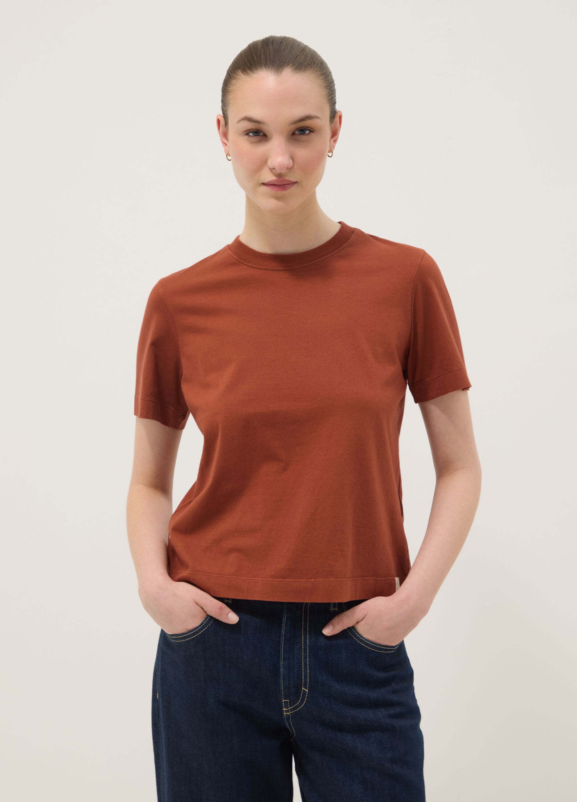 Red short-sleeved pure cotton T-shirt, regular fit