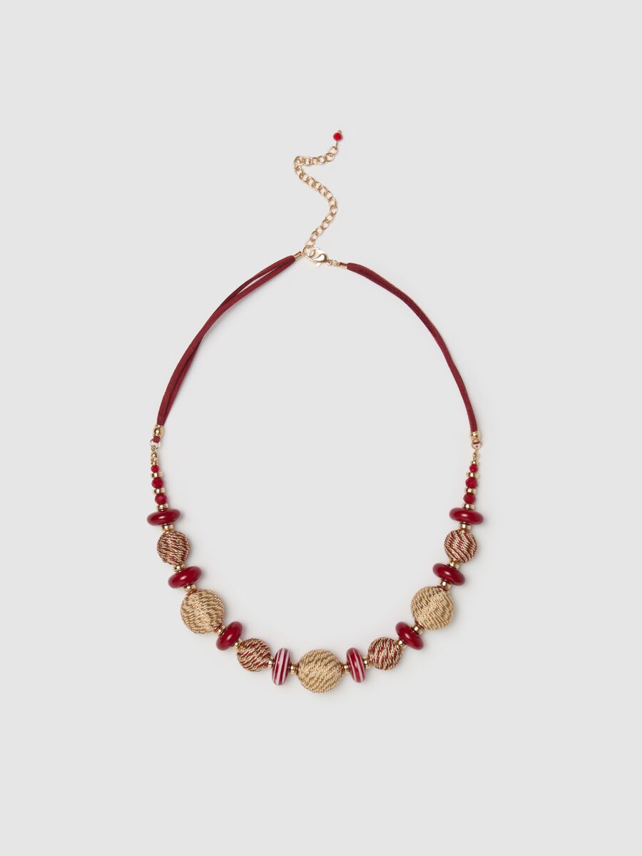 Beaded necklace with gold details_0