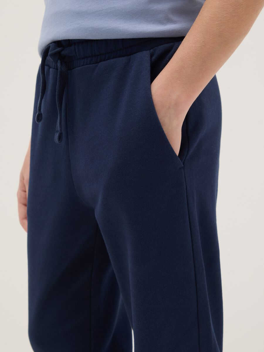 Boys' blue regular fit pure cotton jogger trousers_2