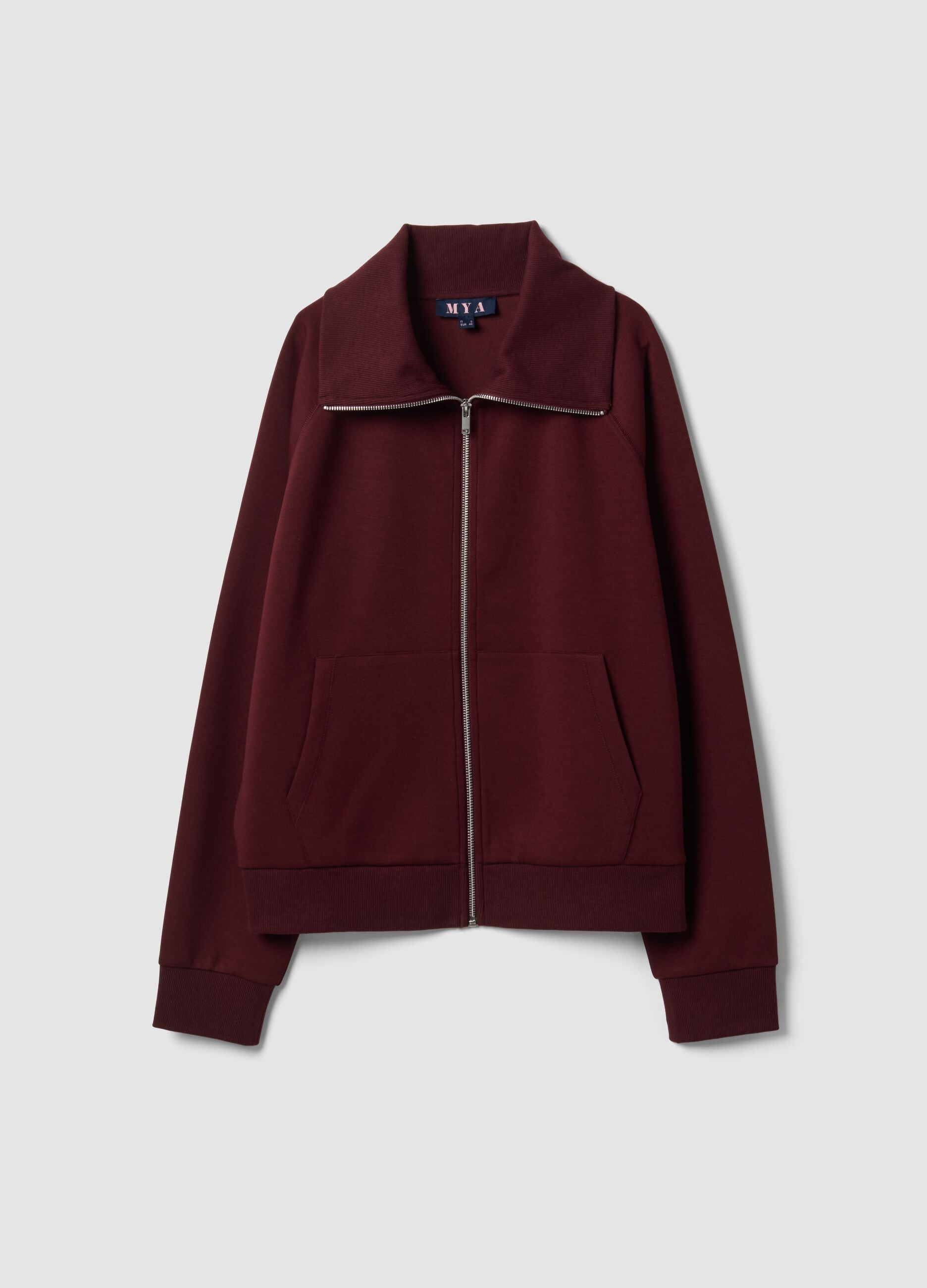 Red stretch viscose sweatshirt with turtleneck, regular fit