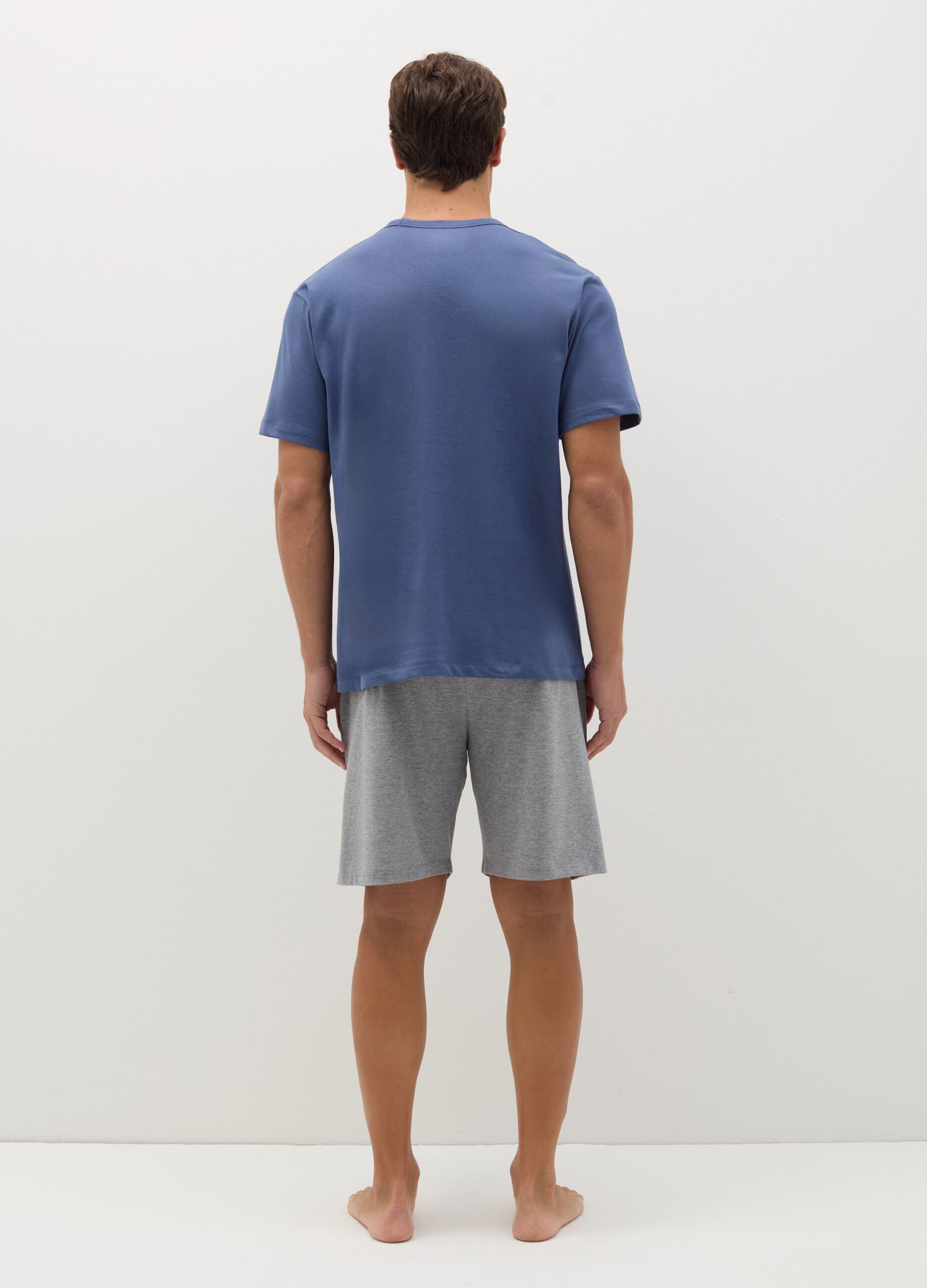 Short pyjamas with T-shirt with pocket