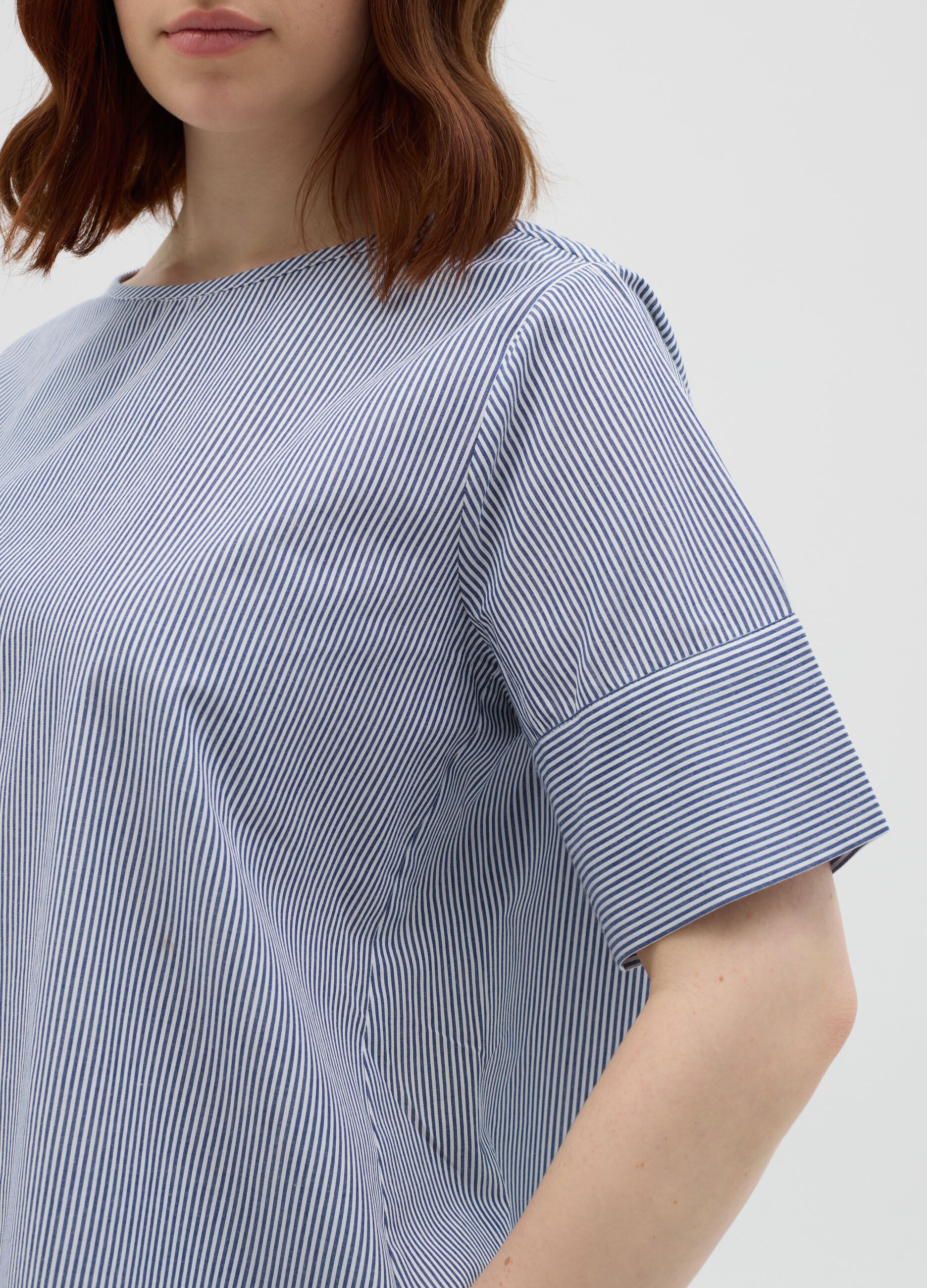 Curvy blouse with white and blue stripes